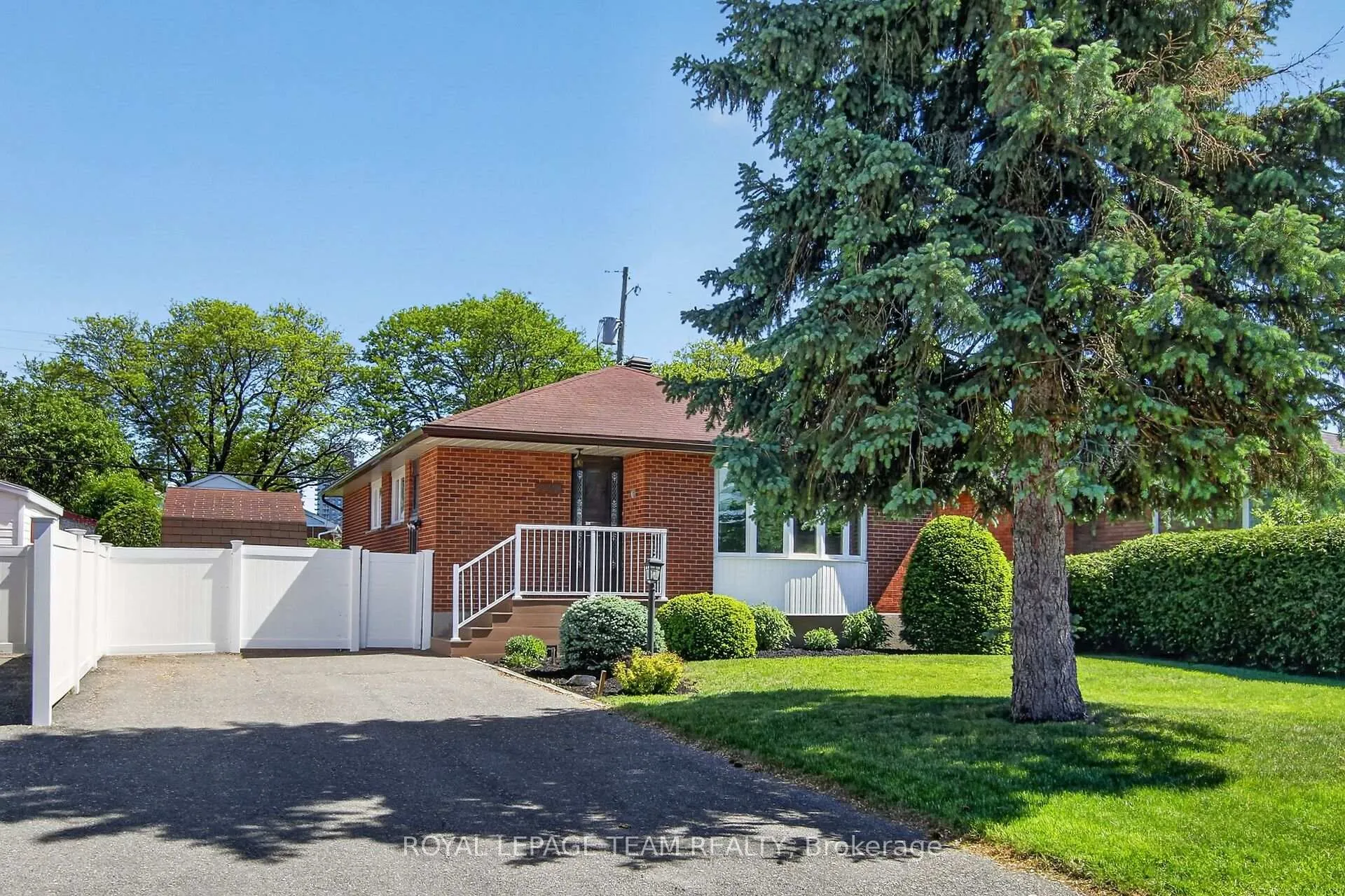 Photo 1 of 2390 Cheshire Road, Ottawa, Parkway Park — HOMEH