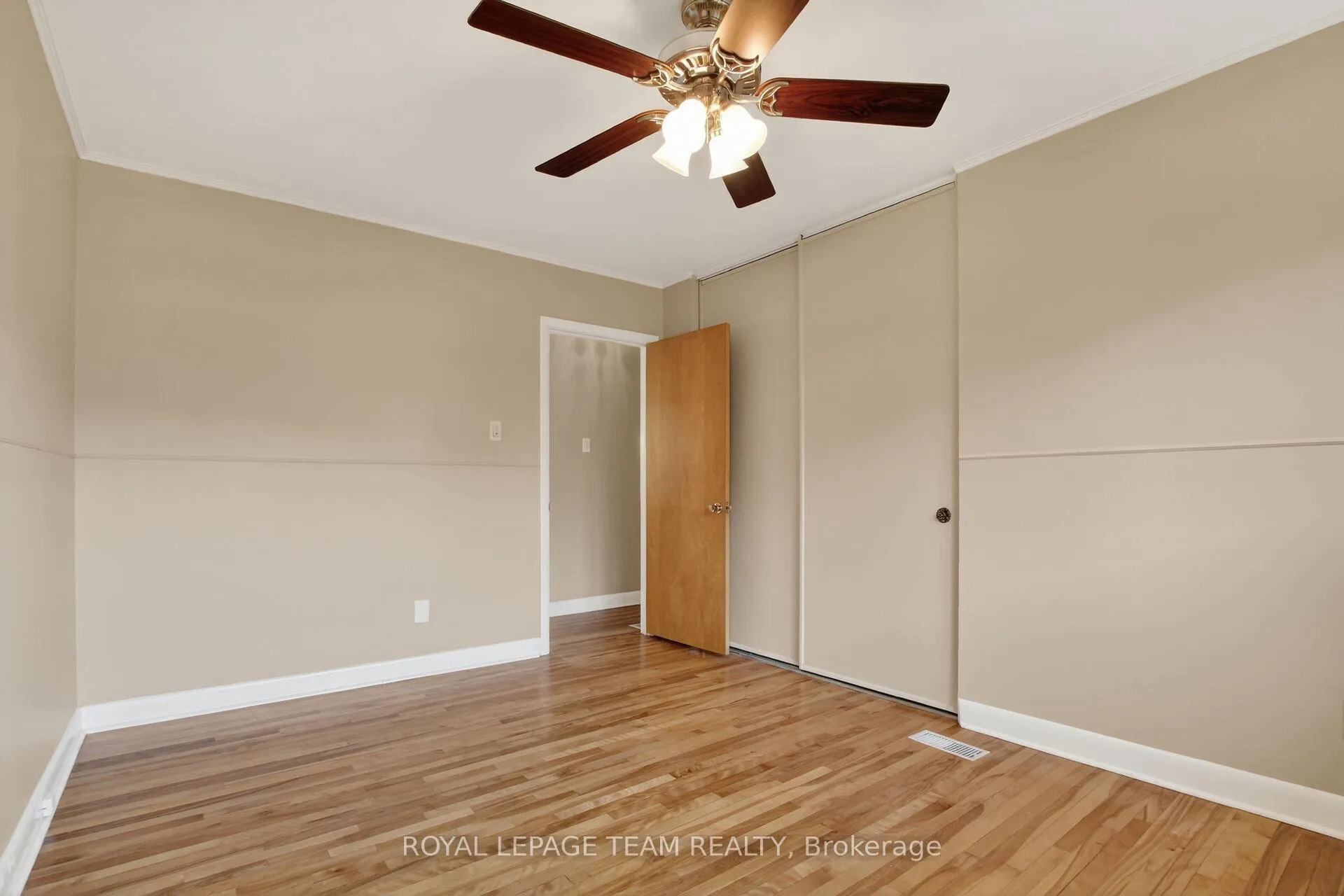 Photo 19 of 2390 Cheshire Road, Ottawa, Parkway Park — HOMEH