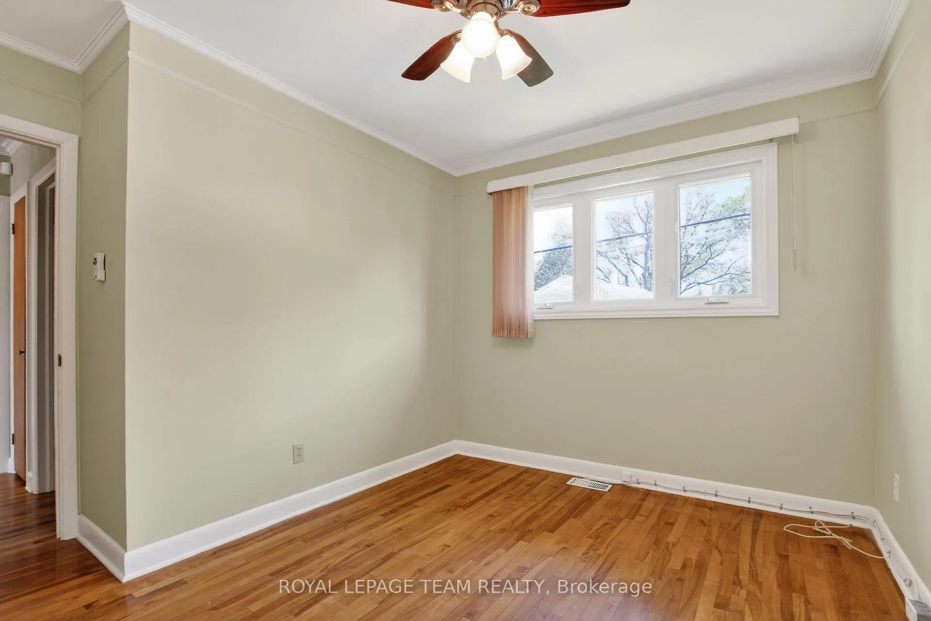 Photo 24 of 2390 Cheshire Road, Ottawa, Parkway Park — HOMEH