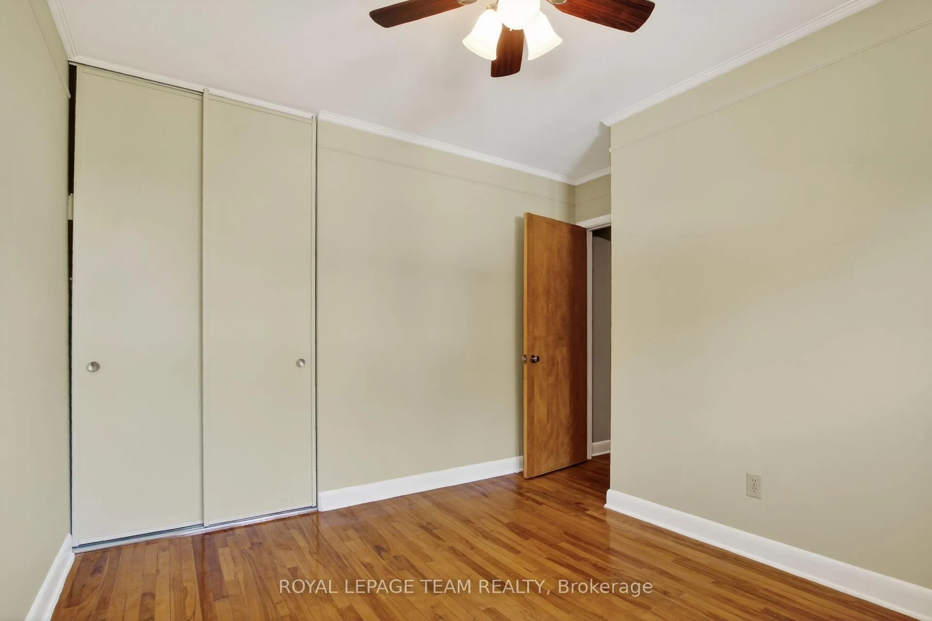 Photo 25 of 2390 Cheshire Road, Ottawa, Parkway Park — HOMEH