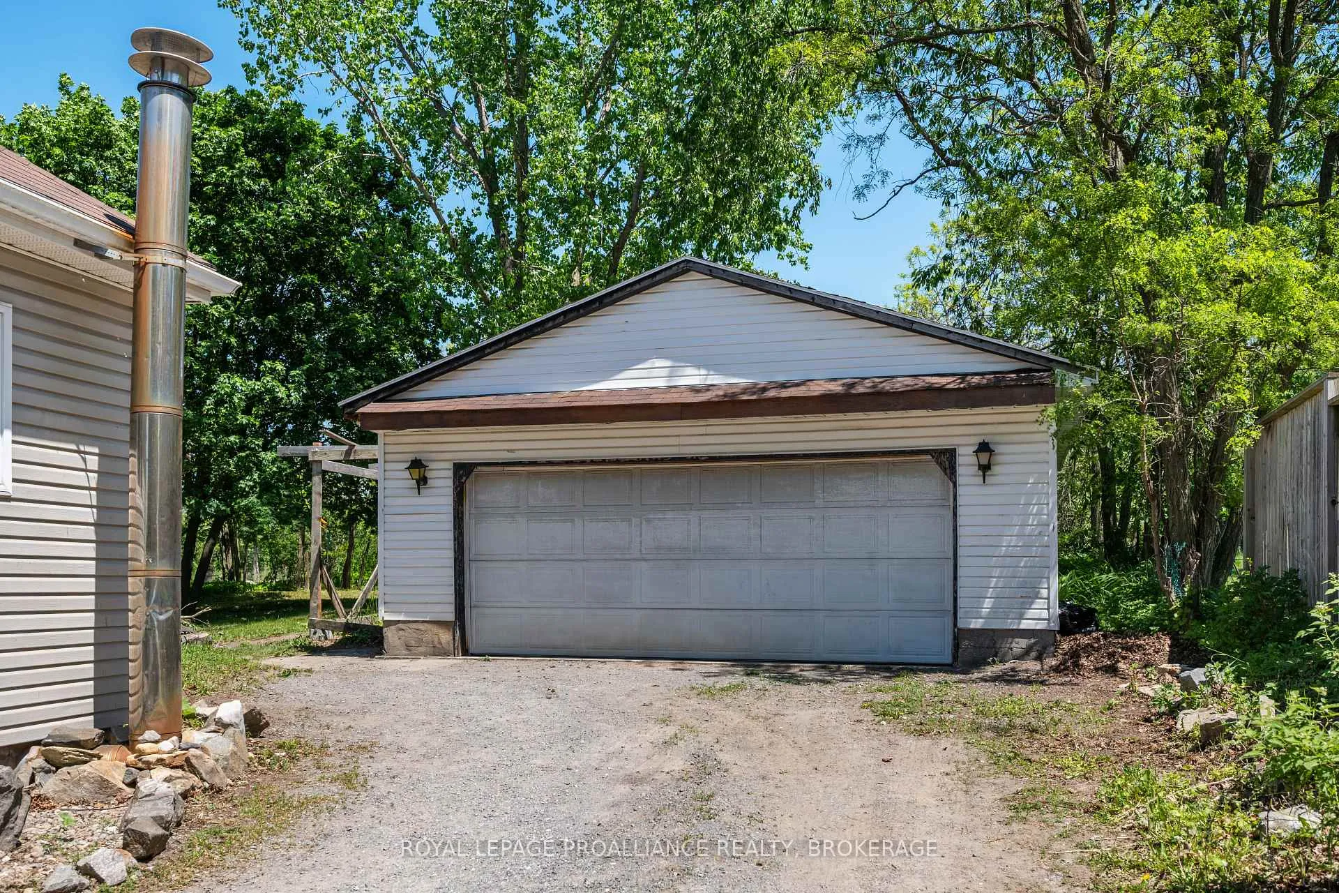 Photo 4 of 3734 Battersea Road, Frontenac, Frontenac South — HOMEH