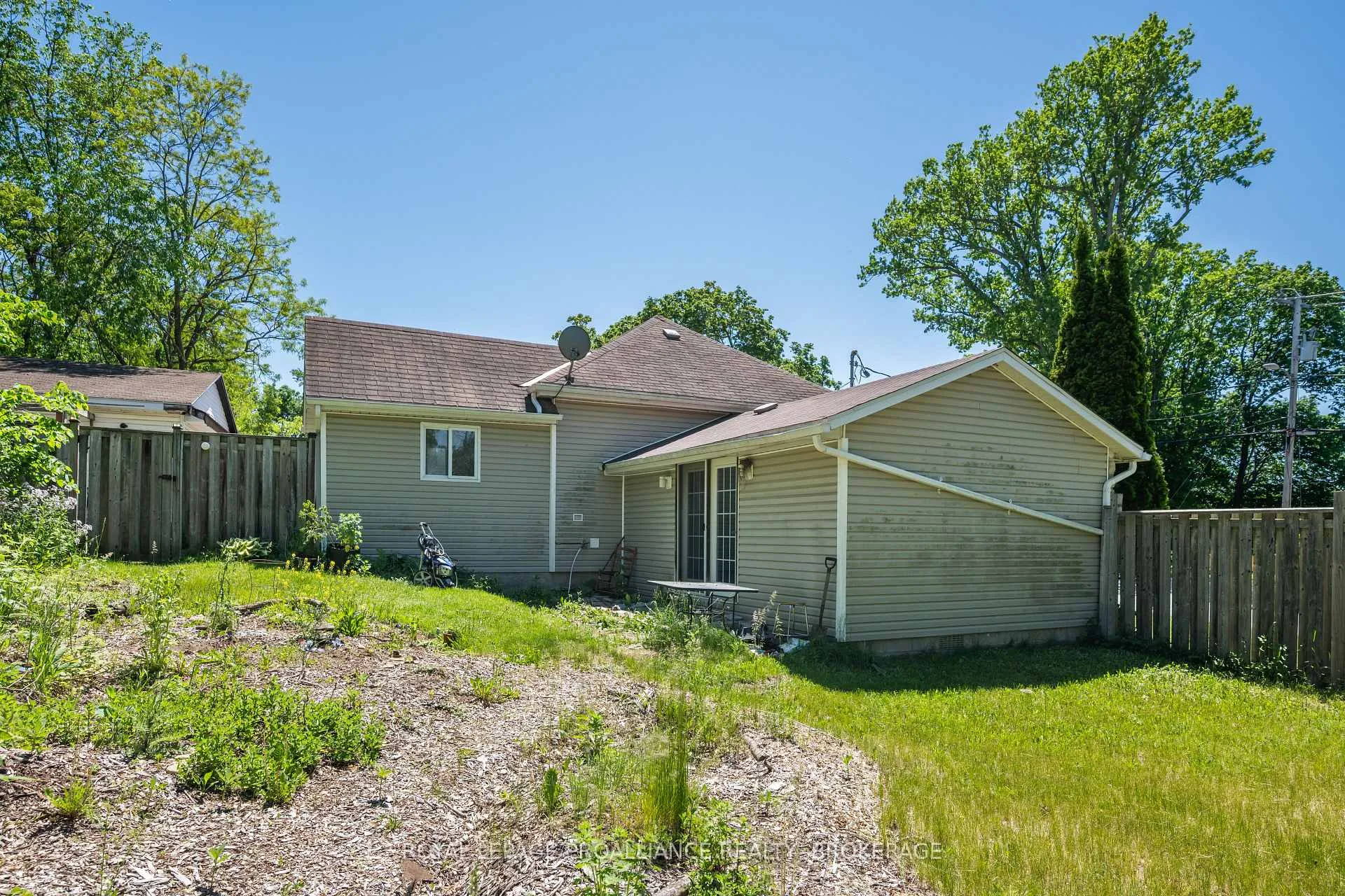 Photo 10 of 3734 Battersea Road, Frontenac, Frontenac South — HOMEH