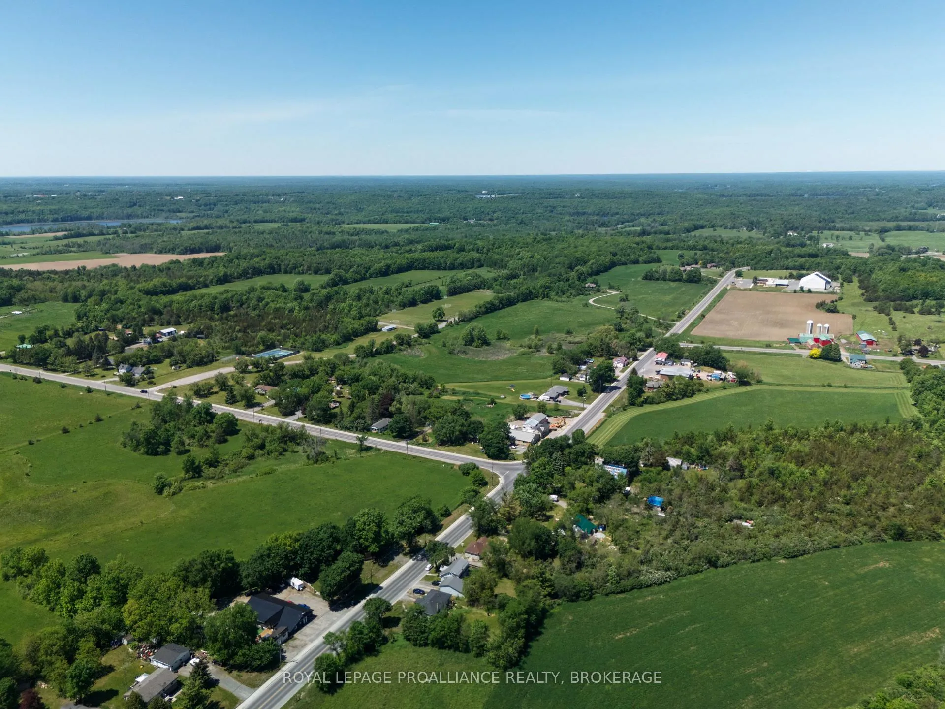 Photo 12 of 3734 Battersea Road, Frontenac, Frontenac South — HOMEH