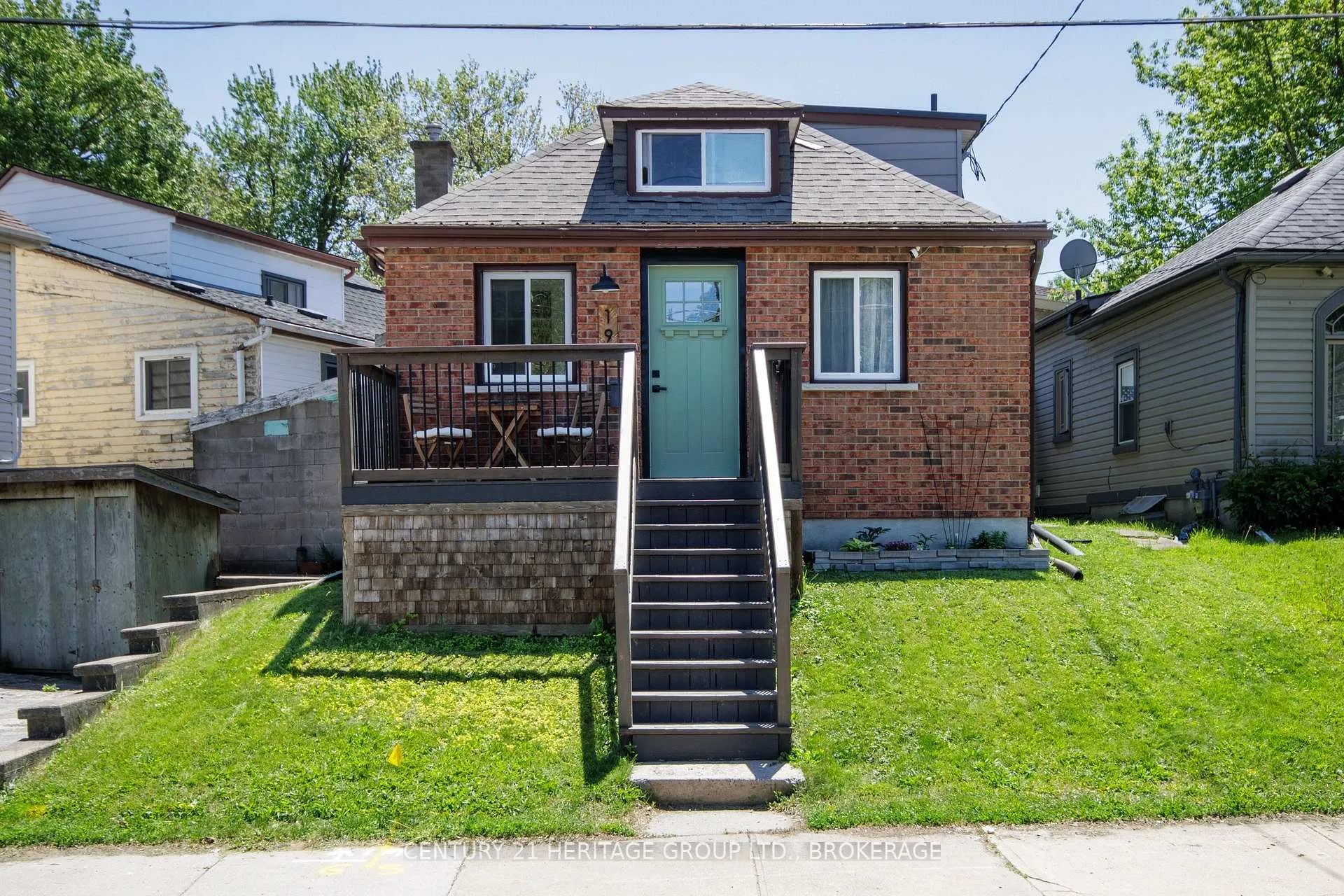 Photo 1 of 198 Raglan Road, Kingston, East of Sir John A. Blvd — HOMEH