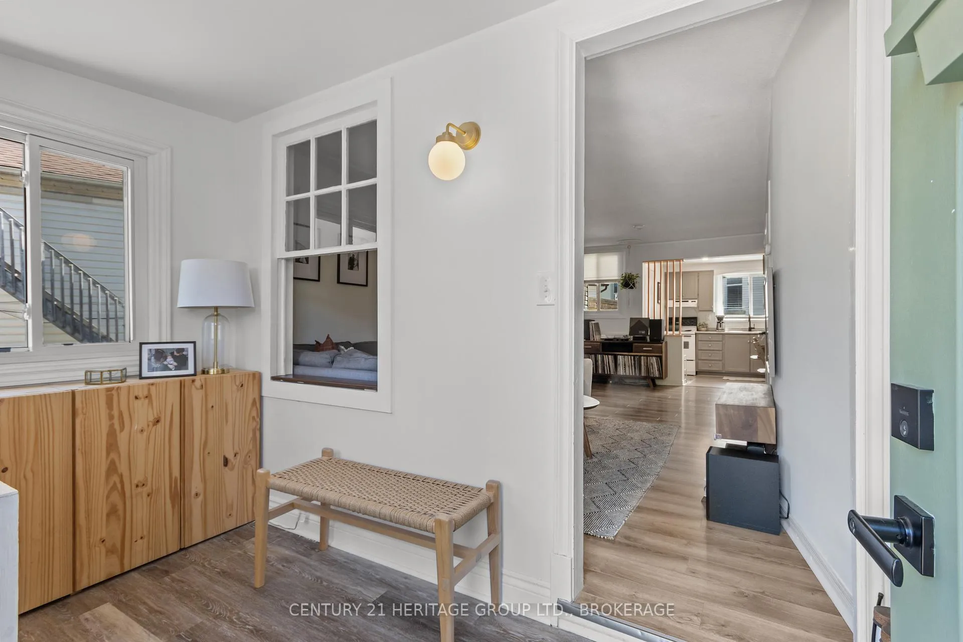 Photo 4 of 198 Raglan Road, Kingston, East of Sir John A. Blvd — HOMEH