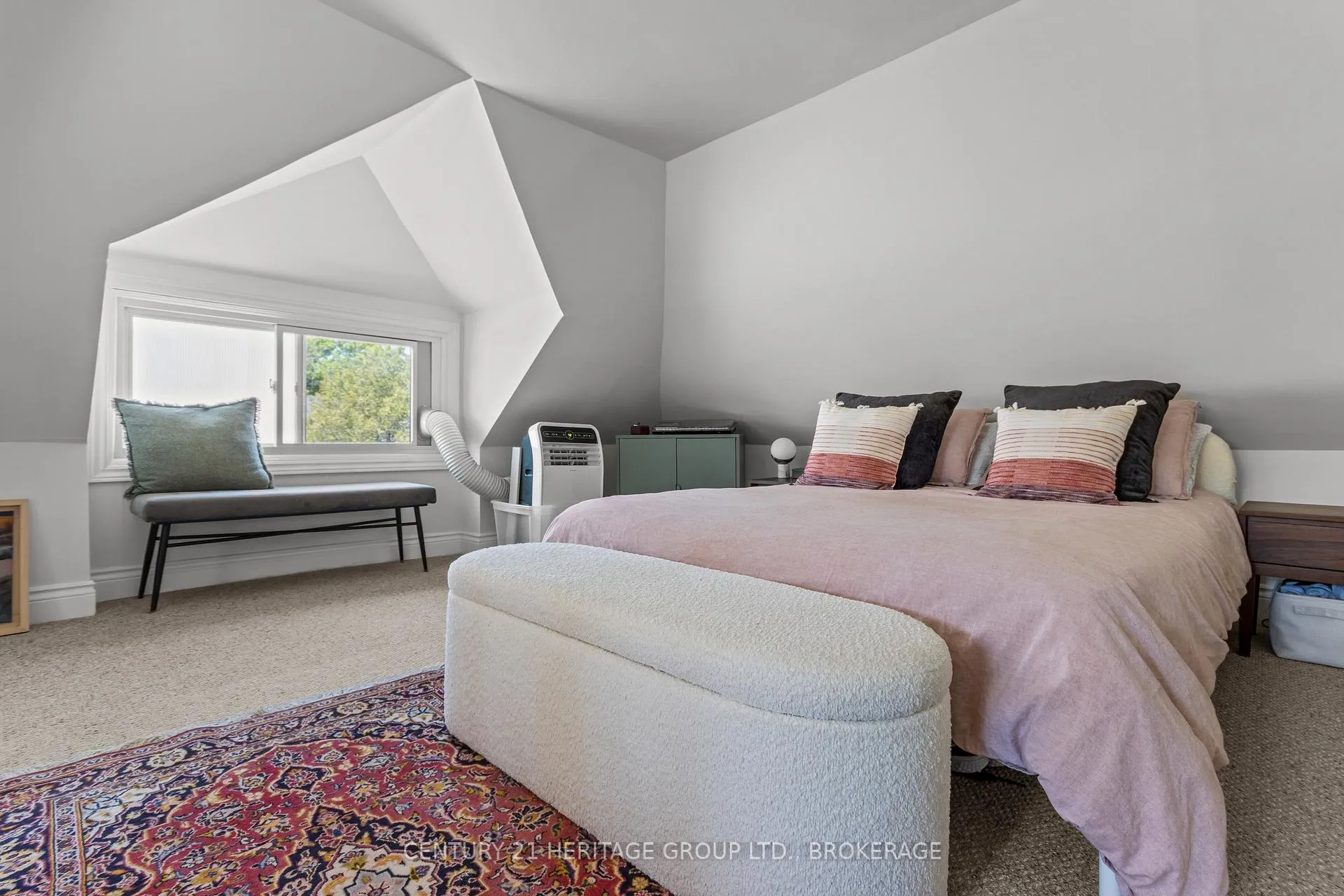 Photo 15 of 198 Raglan Road, Kingston, East of Sir John A. Blvd — HOMEH