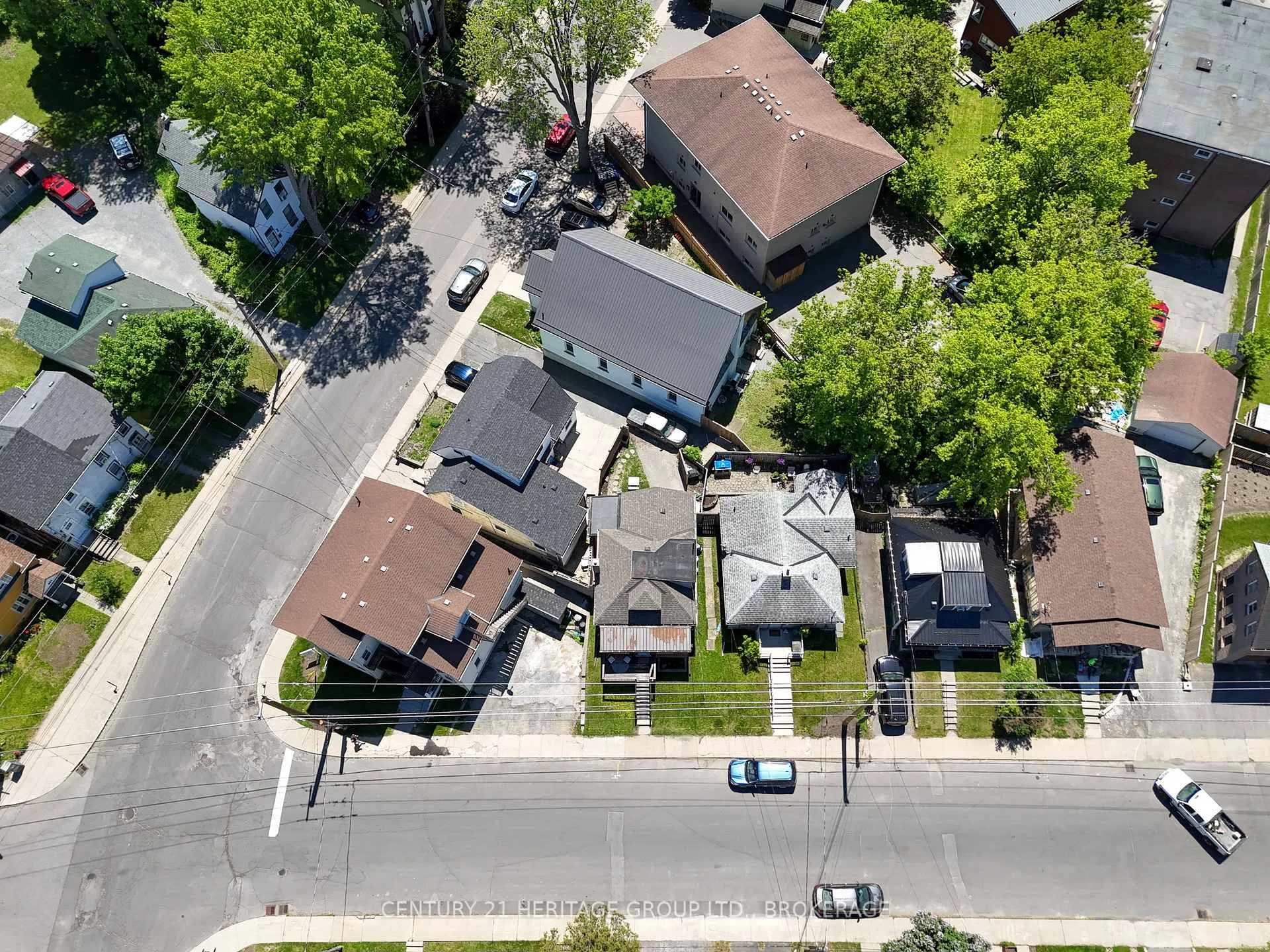 Photo 32 of 198 Raglan Road, Kingston, East of Sir John A. Blvd — HOMEH