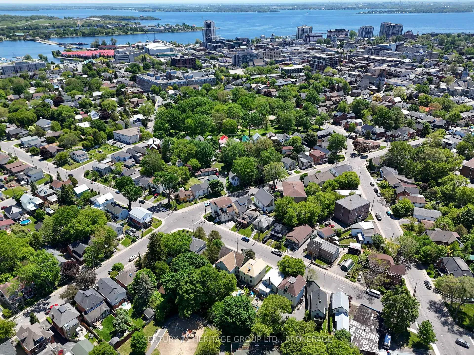 Photo 34 of 198 Raglan Road, Kingston, East of Sir John A. Blvd — HOMEH