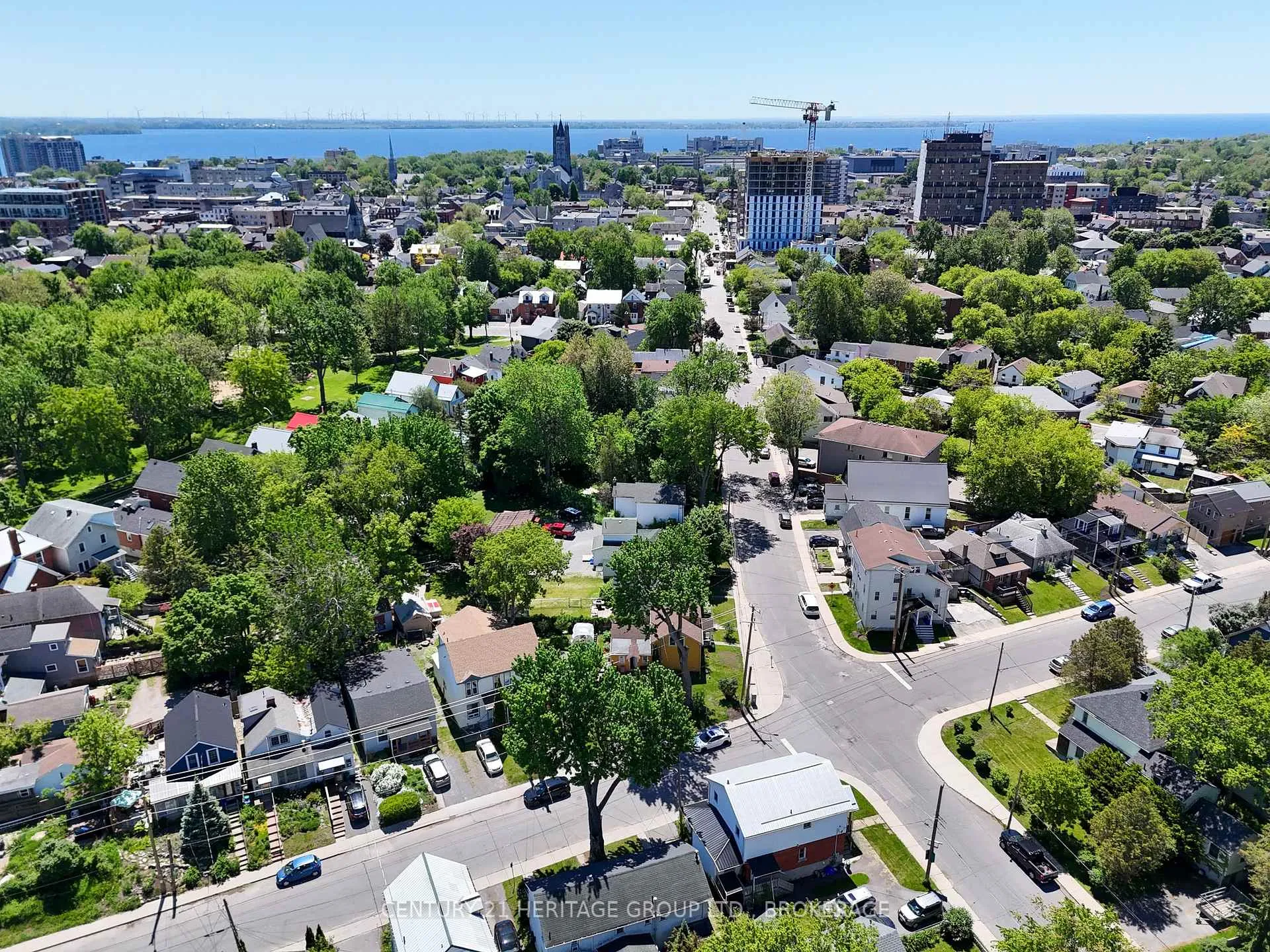 Photo 35 of 198 Raglan Road, Kingston, East of Sir John A. Blvd — HOMEH