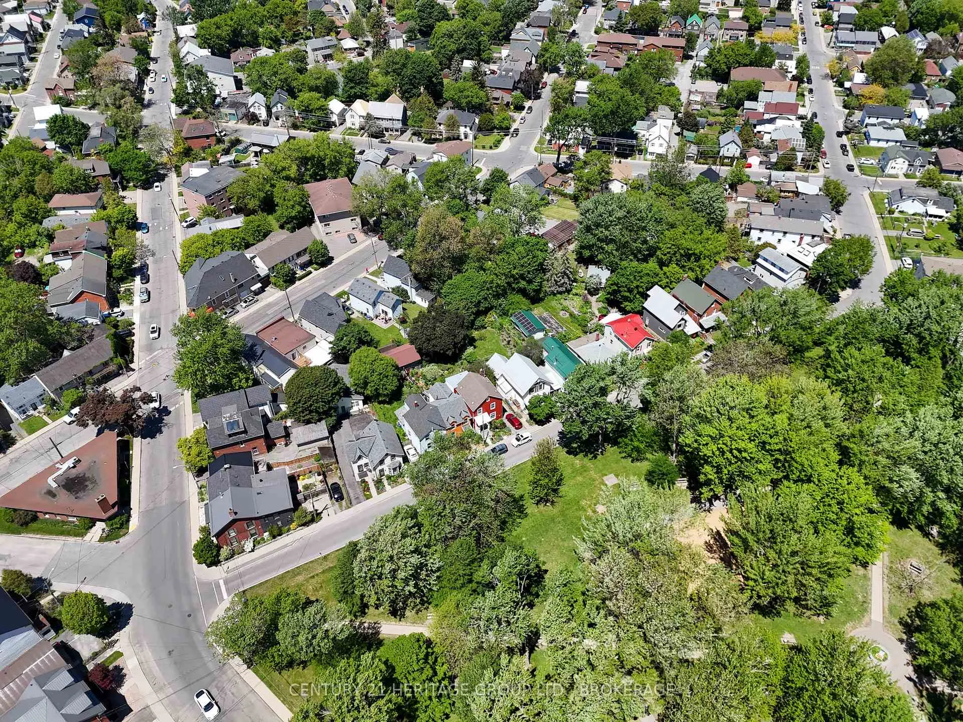 Photo 37 of 198 Raglan Road, Kingston, East of Sir John A. Blvd — HOMEH