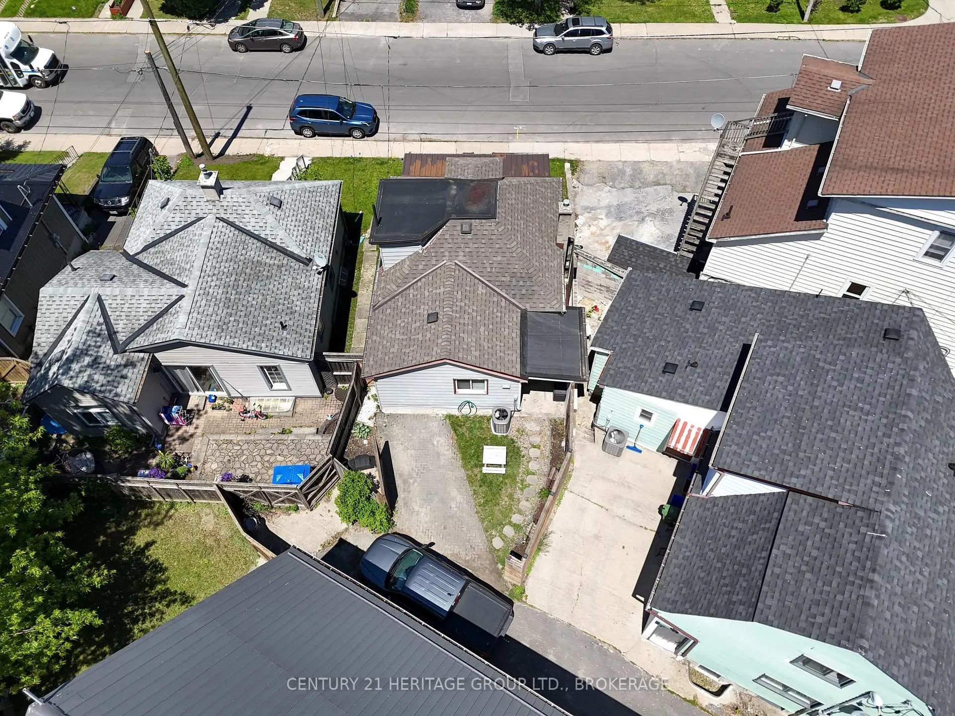 Photo 39 of 198 Raglan Road, Kingston, East of Sir John A. Blvd — HOMEH