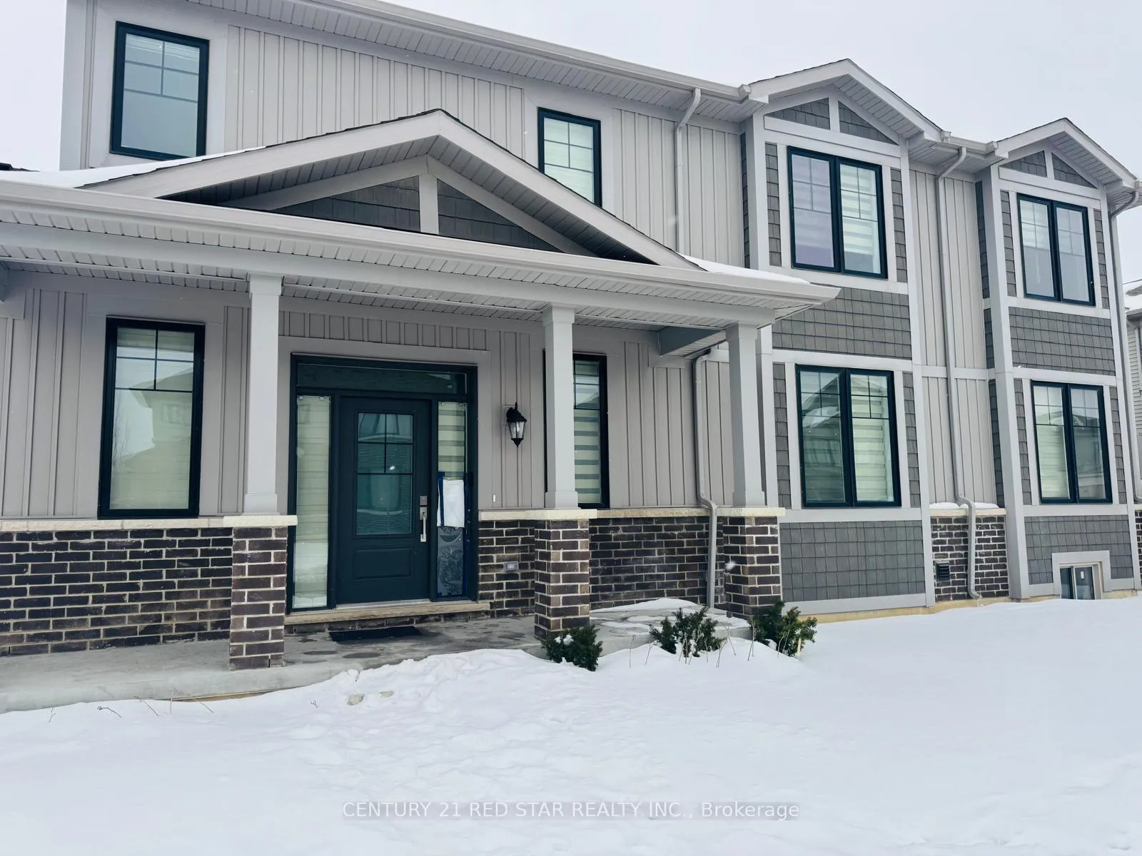 Photo 3 of 90 Marion Street, Hamilton, Mount Hope — HOMEH