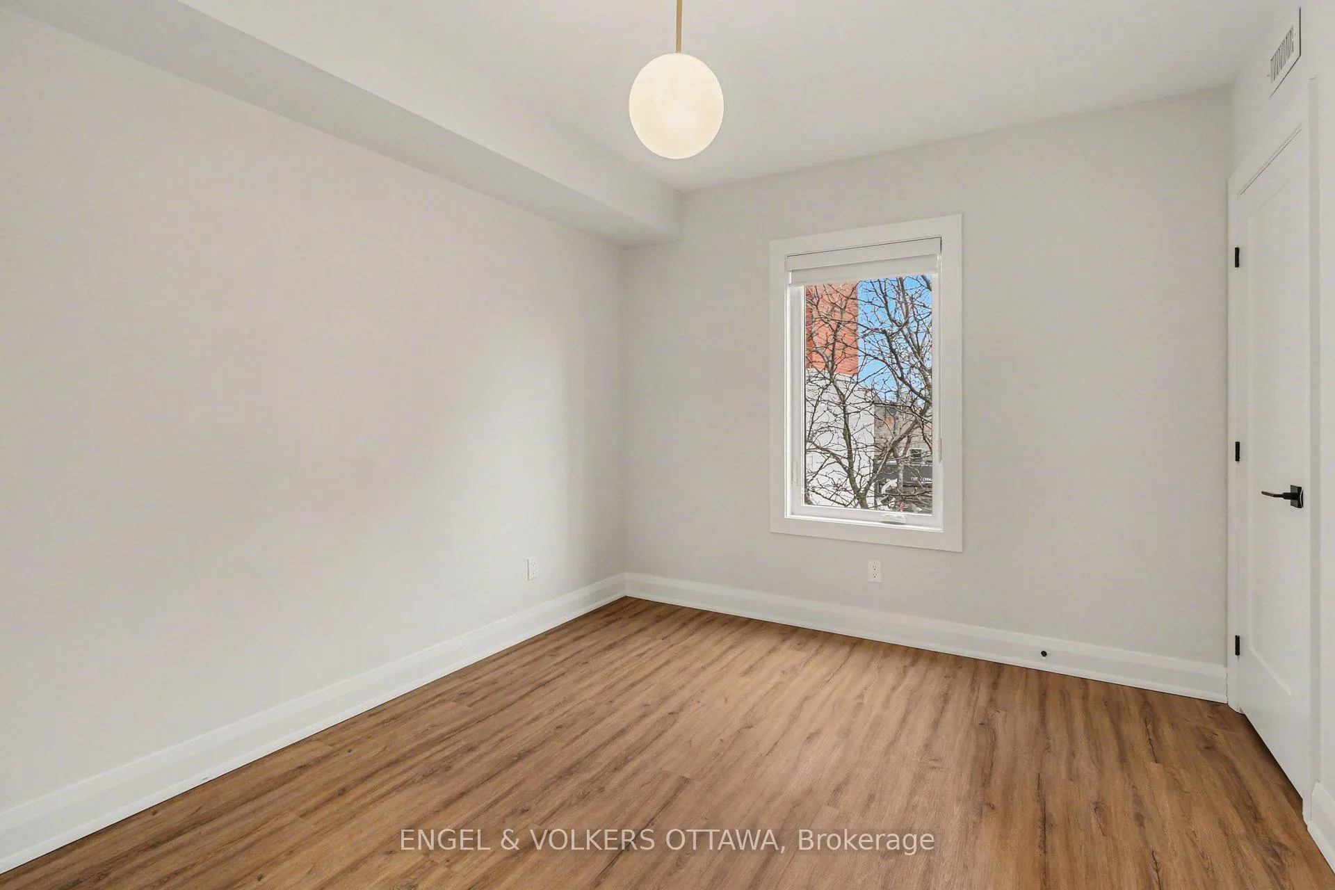 Photo 8 of Unit 7, 35 Monk Street, Ottawa, Glebe — HOMEH