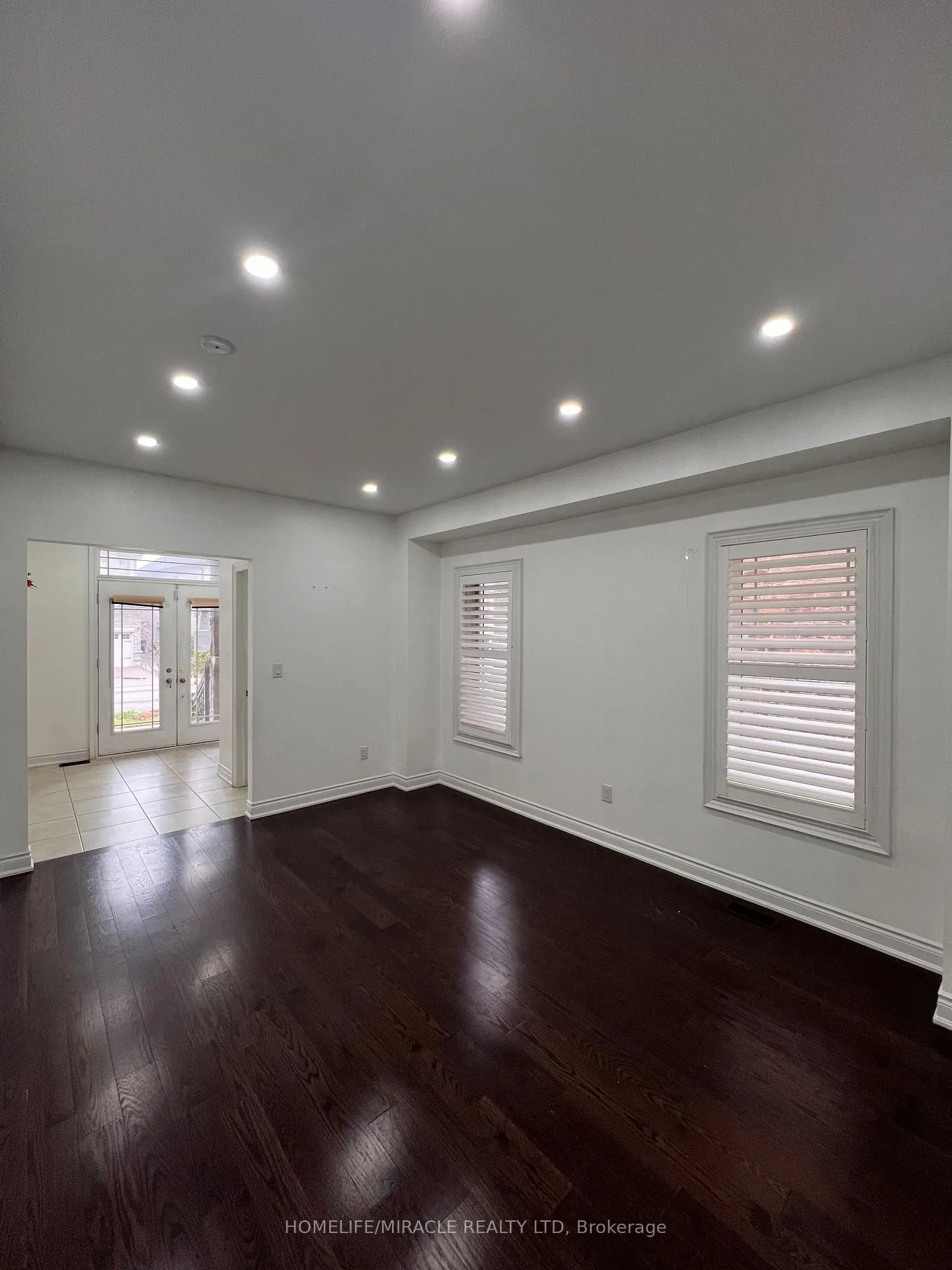 Photo 29 of 8 Arda Crescent, Brampton, Toronto Gore Rural Estate — HOMEH