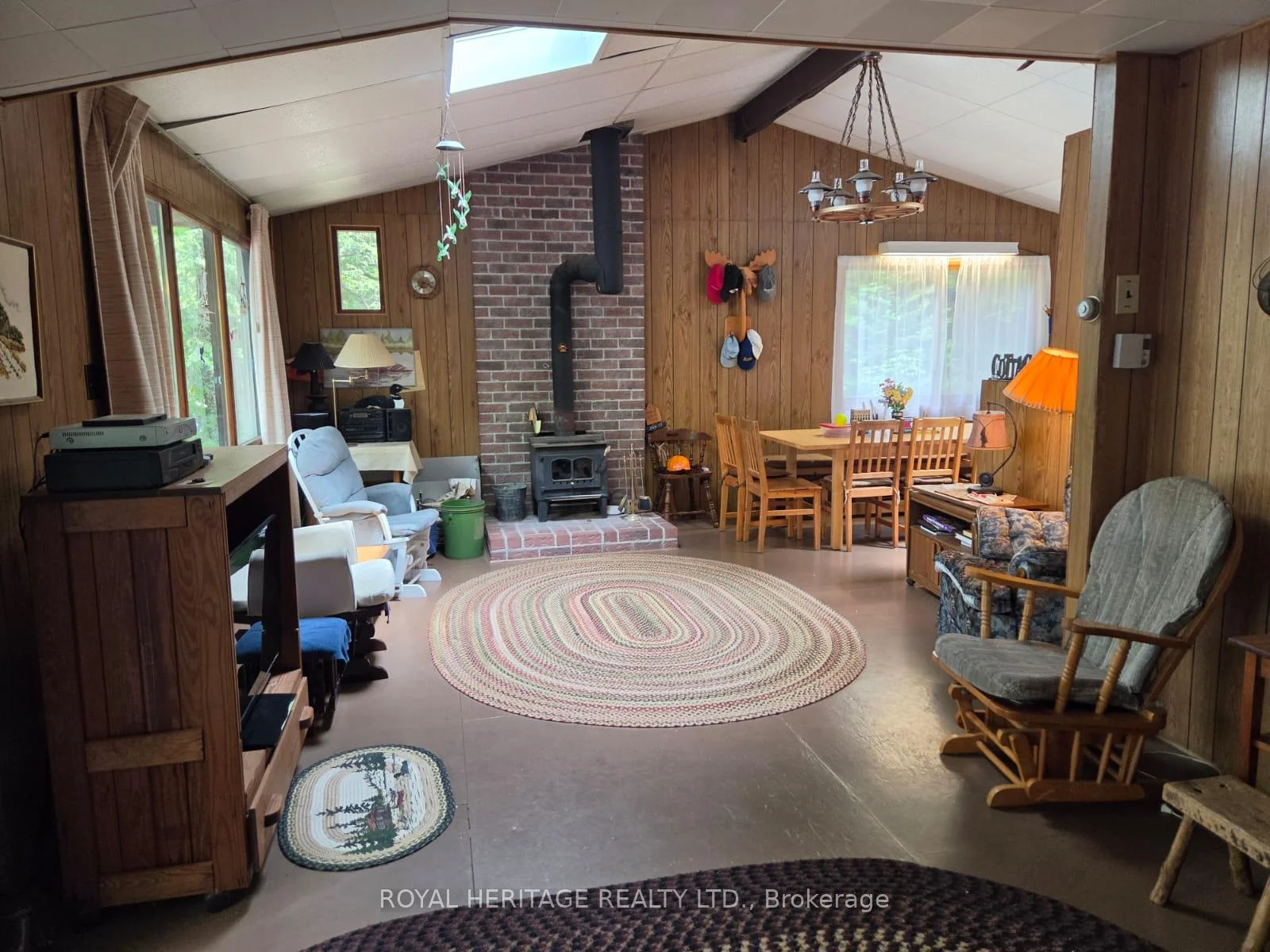 Photo 11 of 1160 Sunset Strip Lane, Frontenac, Frontenac North — HOMEH