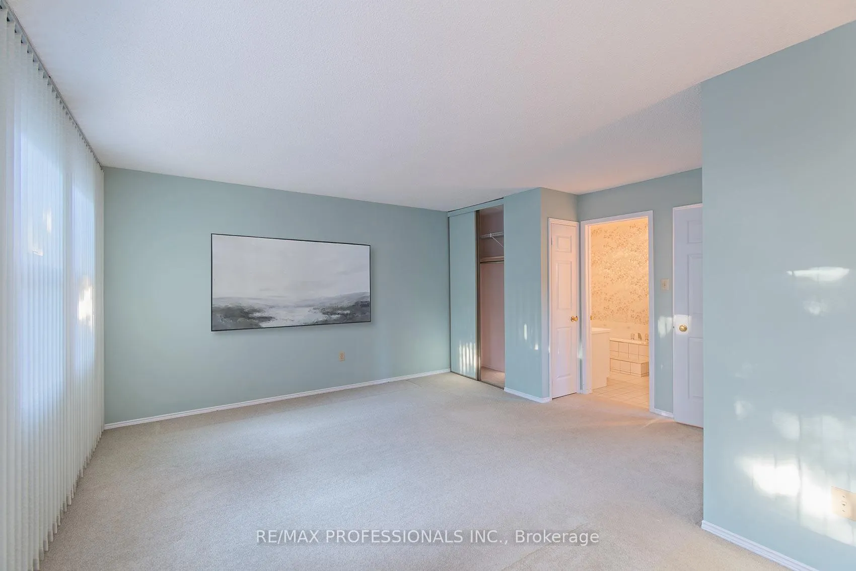Photo 23 of 7 Tamarack Circle, Etobicoke, Kingsview Village-The Westway — HOMEH