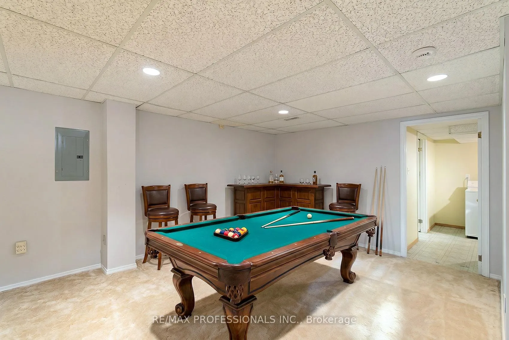 Photo 34 of 7 Tamarack Circle, Etobicoke, Kingsview Village-The Westway — HOMEH