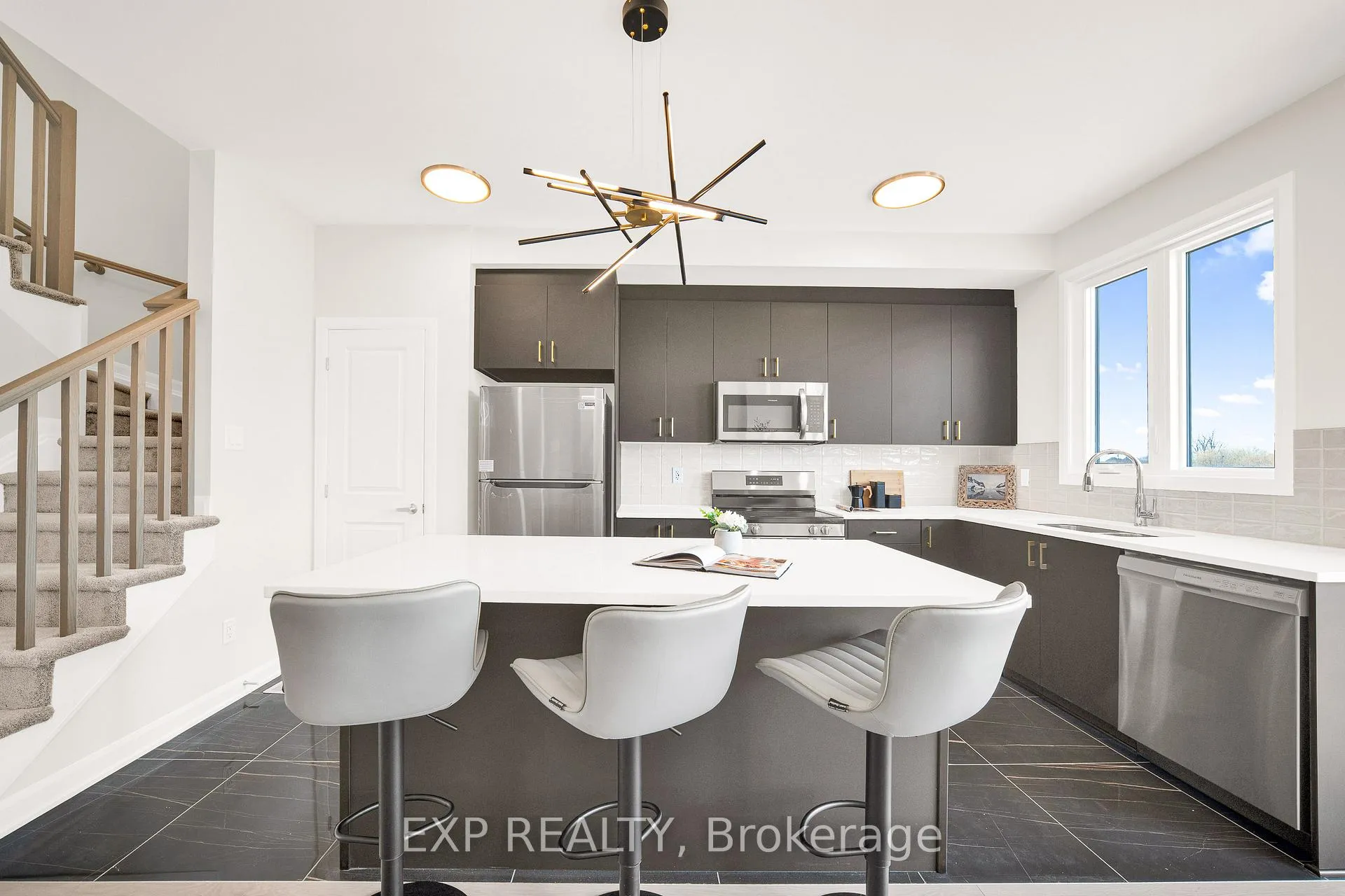 Photo 9 of 263 Bankside Way, Ottawa, Barrhaven - Half Moon Bay — HOMEH