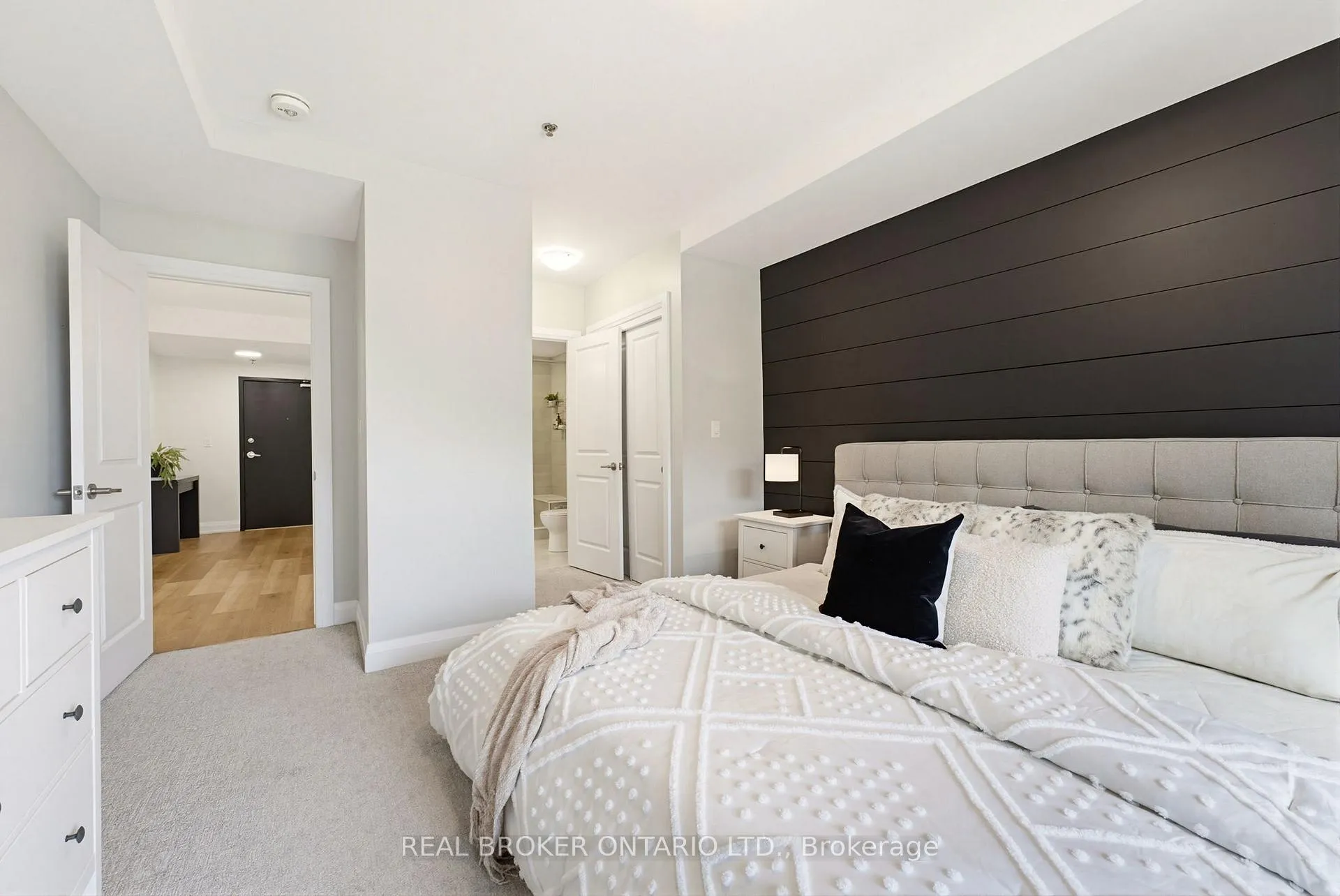 Photo 14 of Unit 102, 247 Grey Silo Road, Waterloo, Eastbridge — HOMEH