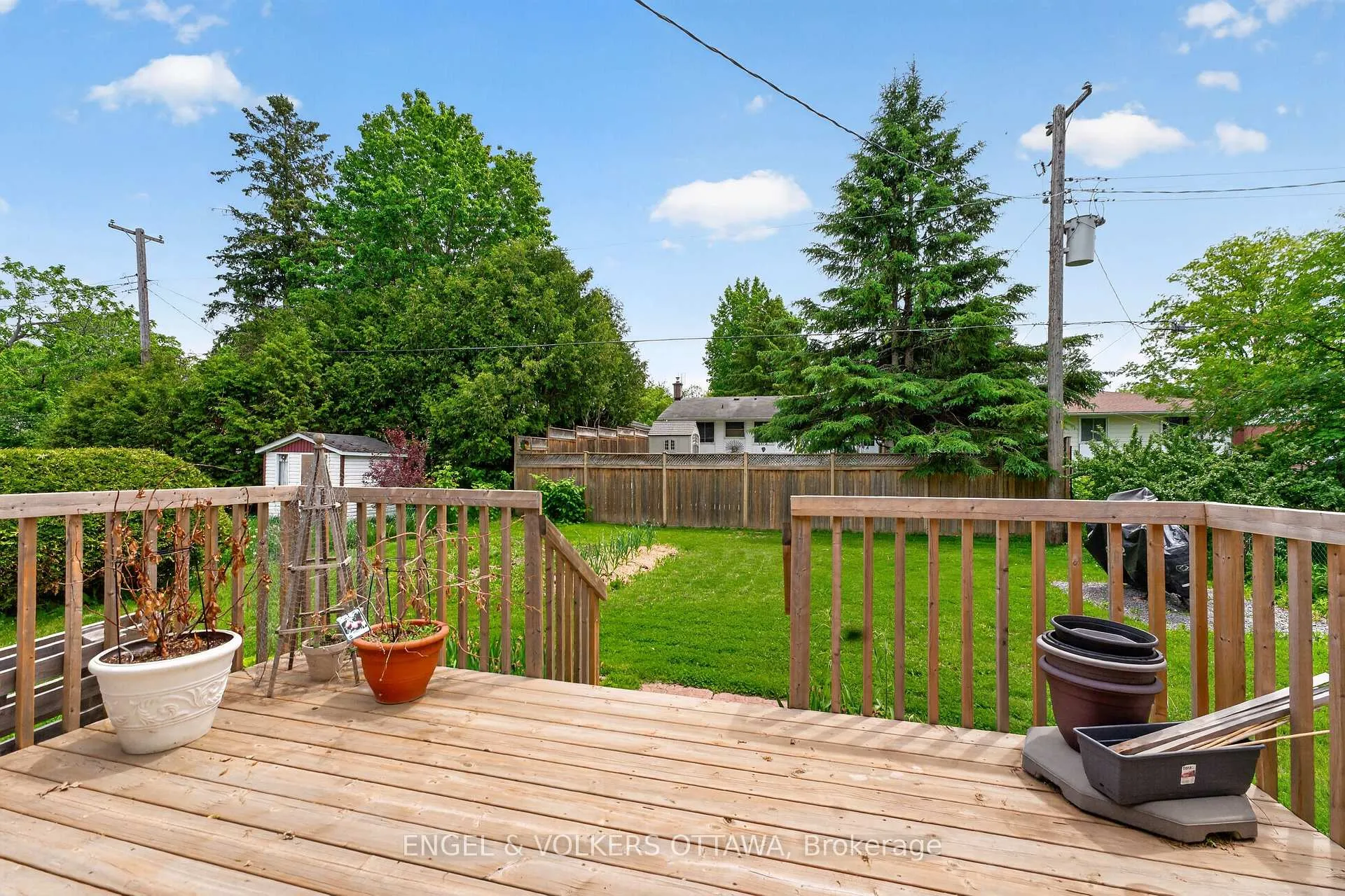 Photo 19 of 2548 Hanlon Avenue, Ottawa, Queensway Terrace North — HOMEH