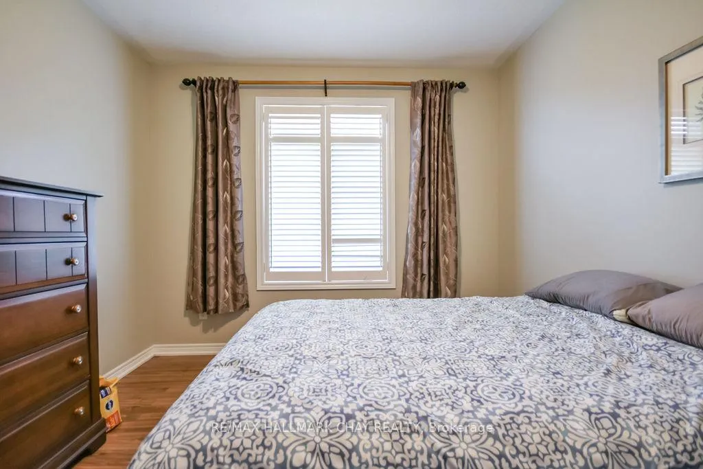 Photo 21 of 34 Meadowood Drive, Wasaga Beach — HOMEH