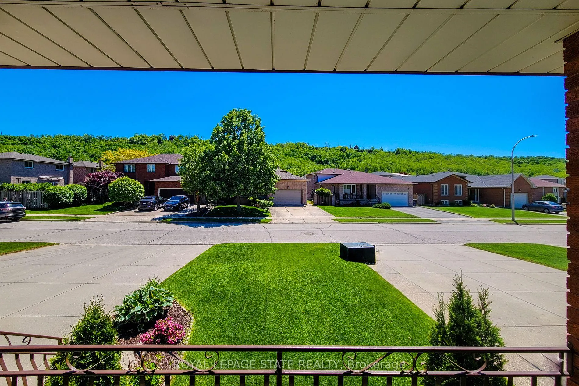 Photo 7 of 56 Teak Street, Hamilton, Stoney Creek — HOMEH