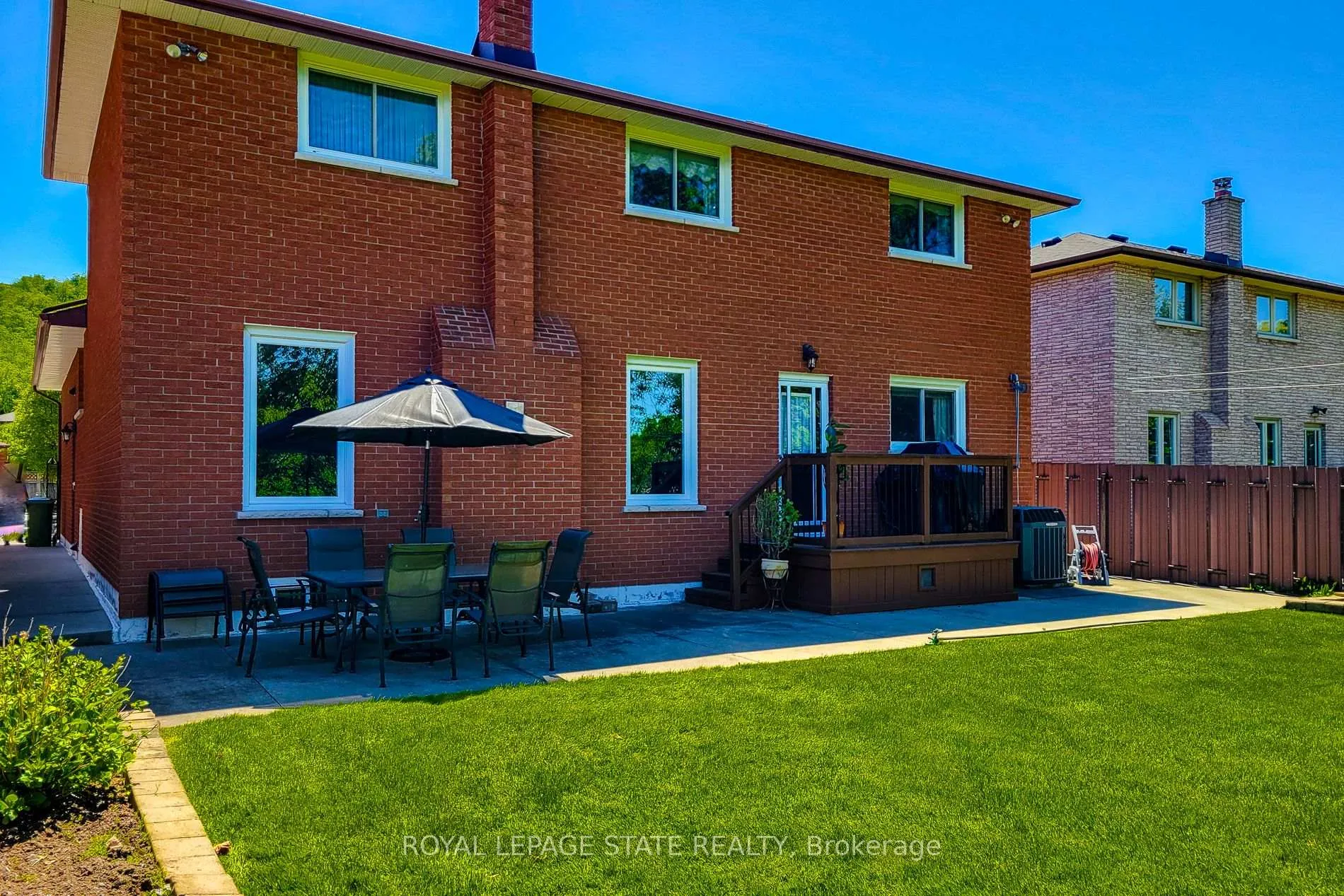 Photo 8 of 56 Teak Street, Hamilton, Stoney Creek — HOMEH