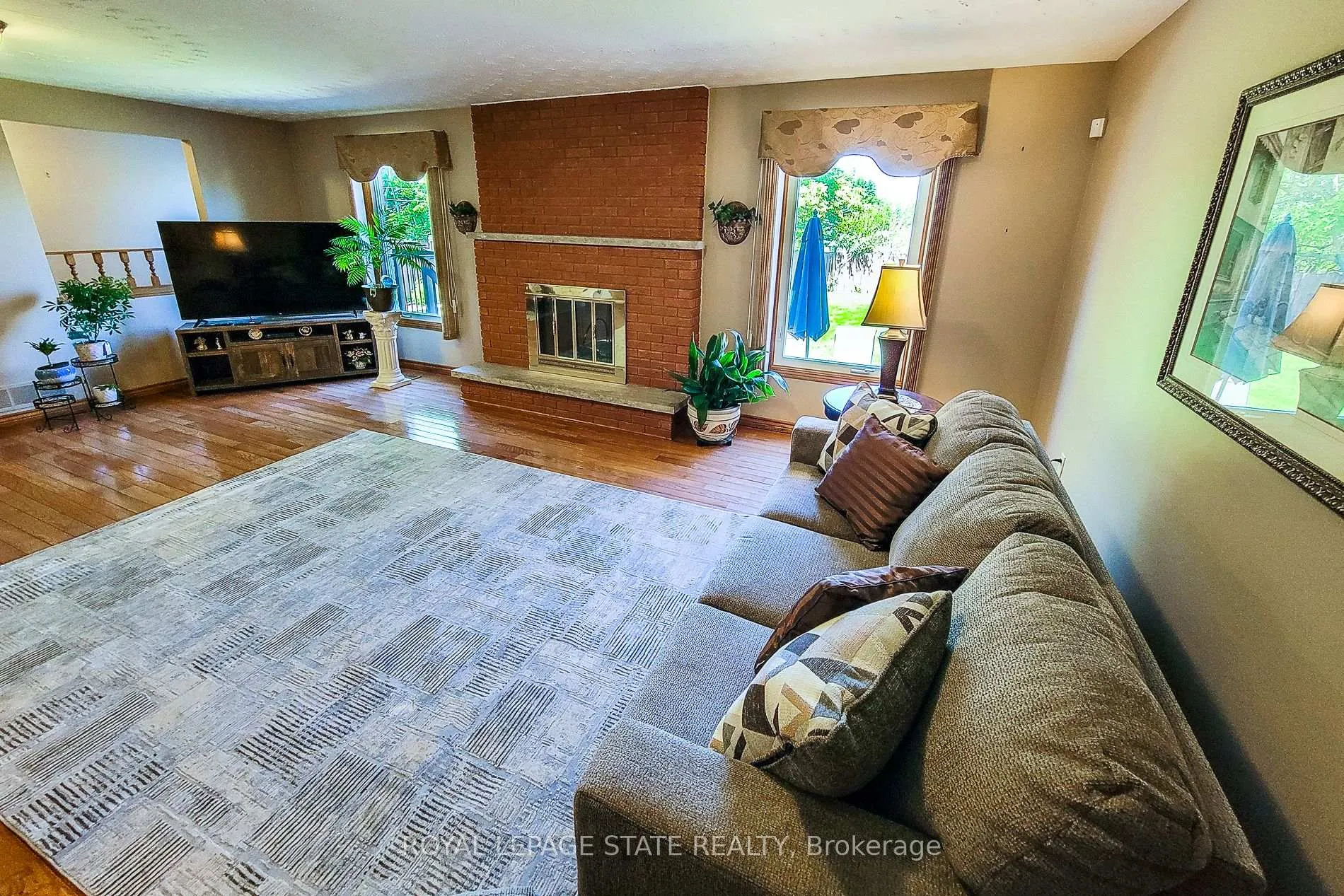 Photo 29 of 56 Teak Street, Hamilton, Stoney Creek — HOMEH