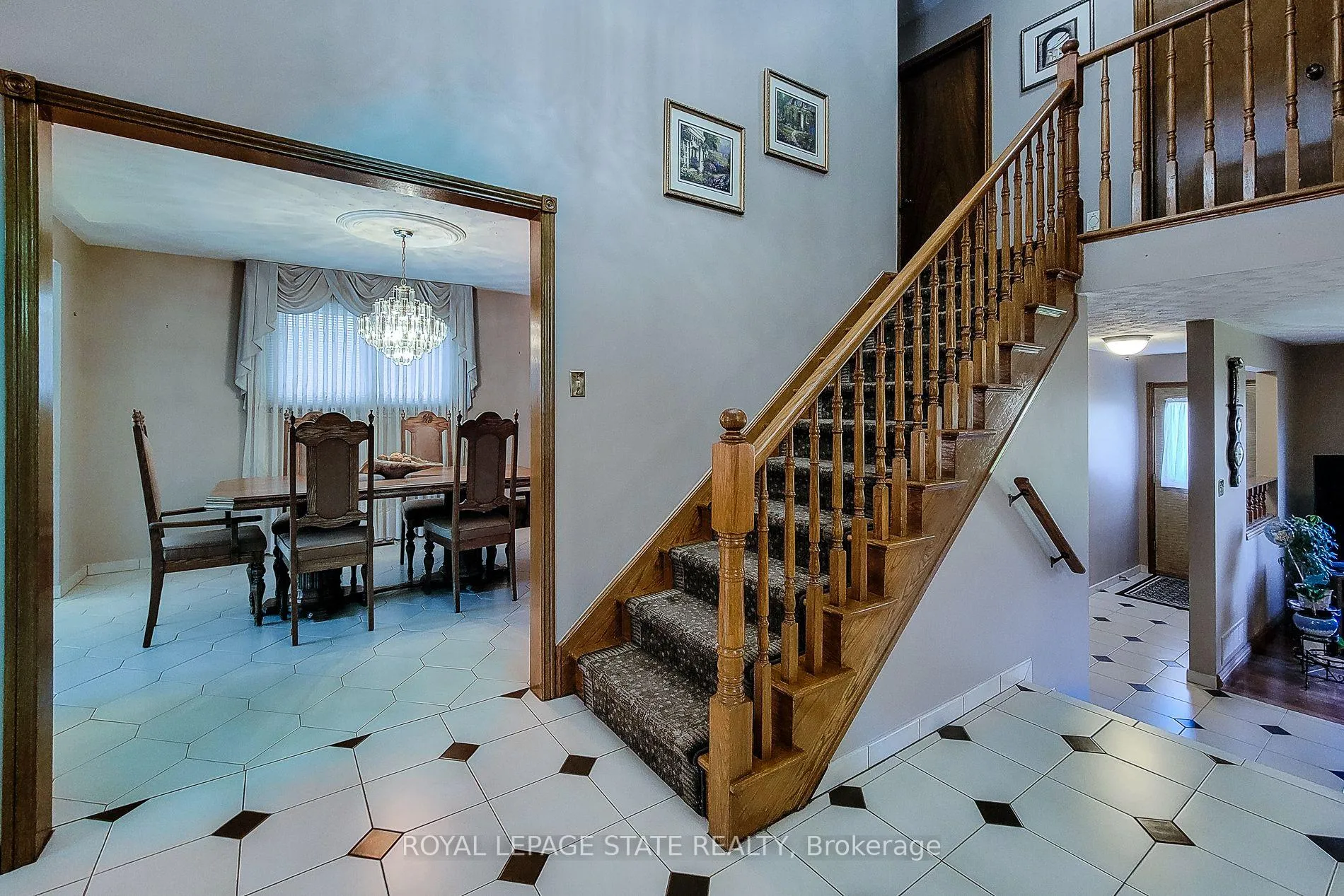 Photo 34 of 56 Teak Street, Hamilton, Stoney Creek — HOMEH