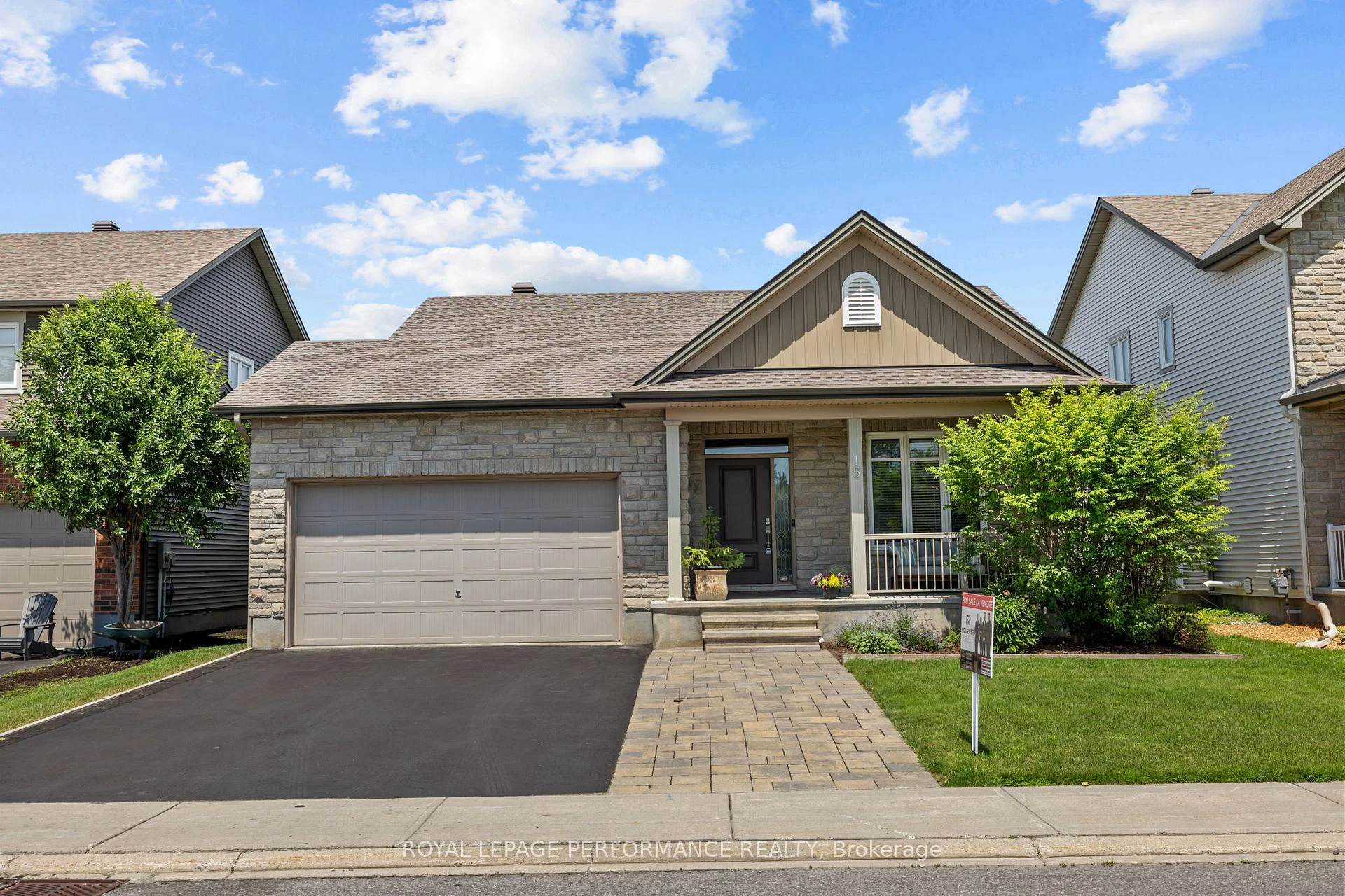 Photo 43 of 15 York Crossing, Russell, Village of Russell — HOMEH