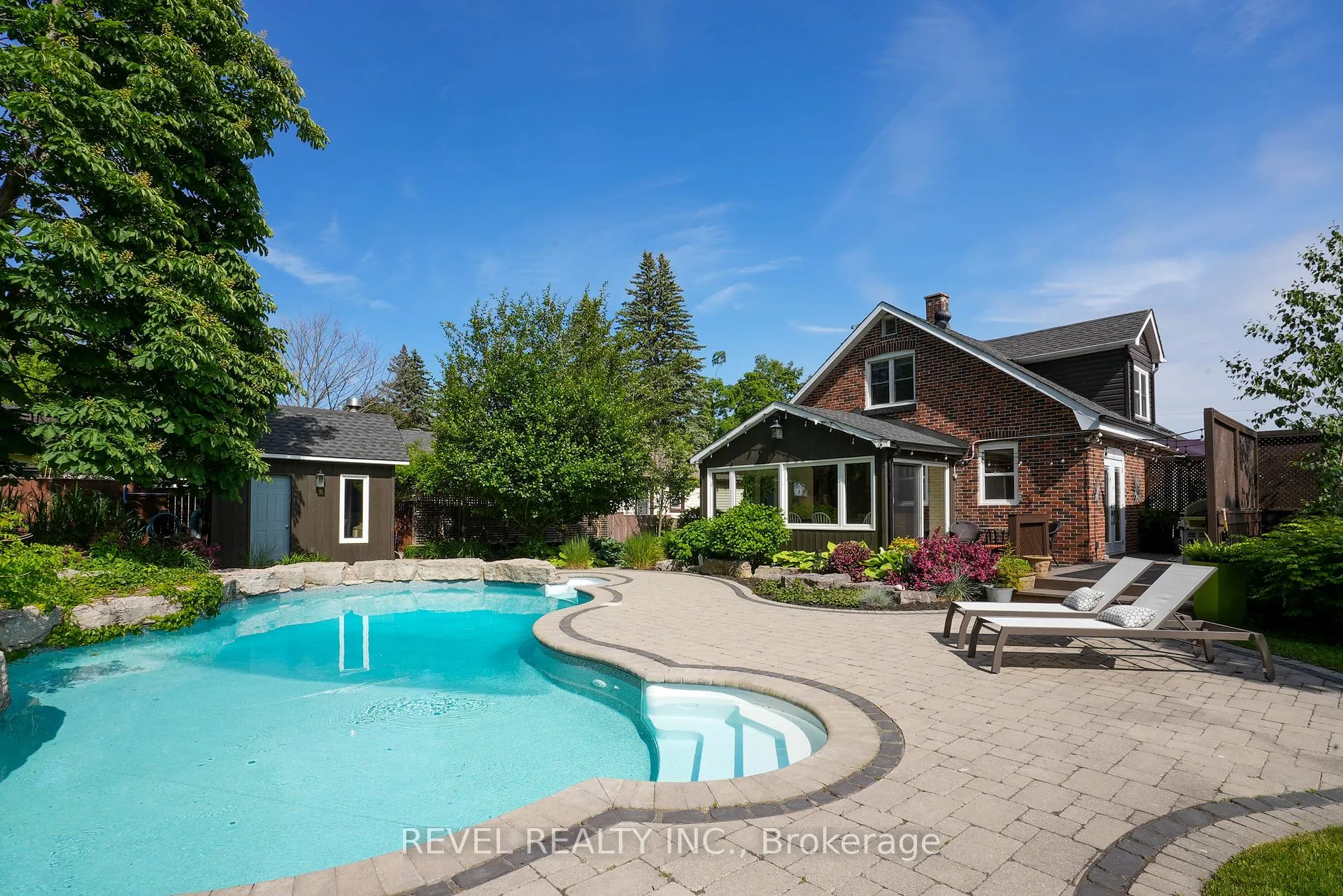 Photo 38 of 36 Dalton Street, Barrie, City Centre — HOMEH