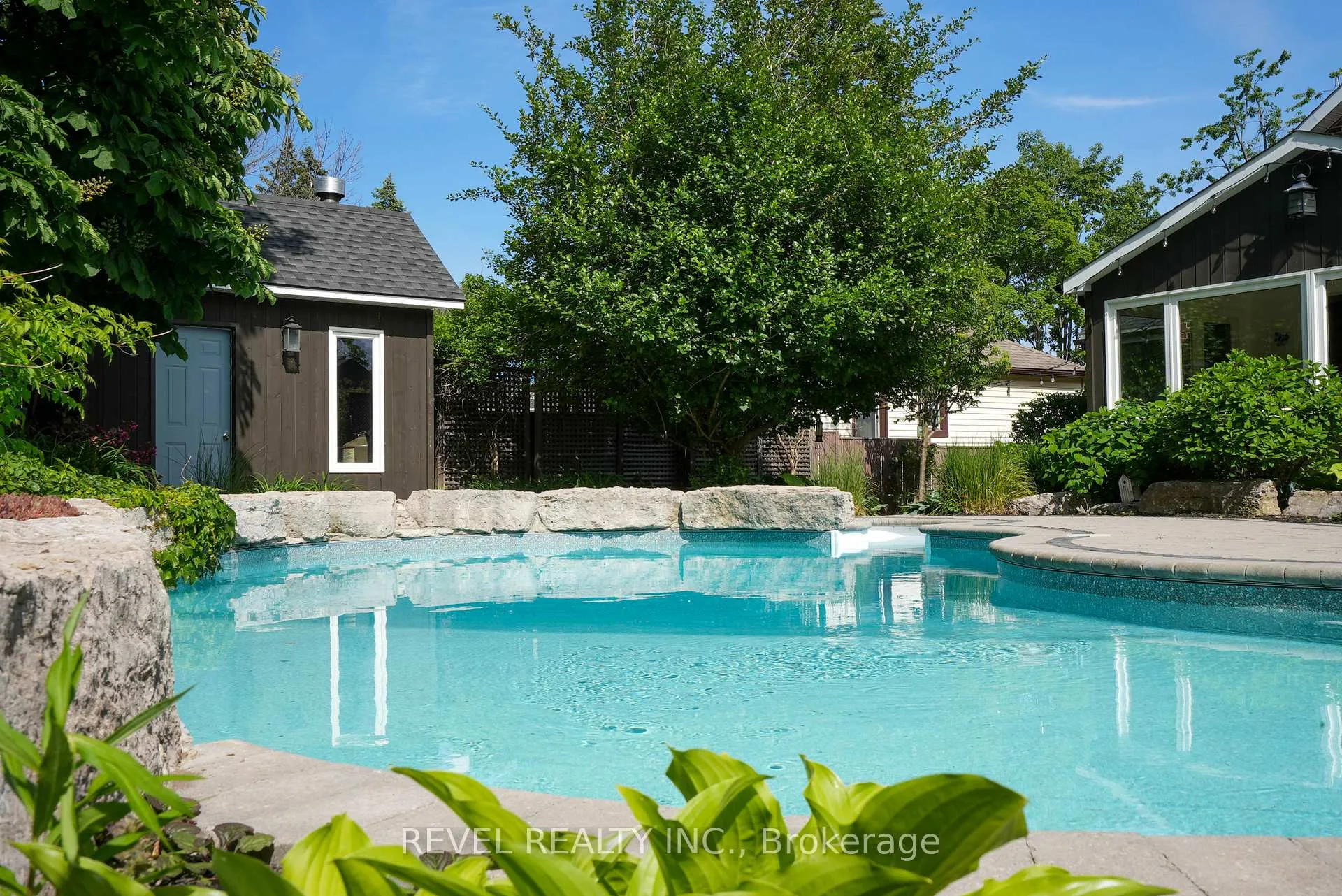 Photo 39 of 36 Dalton Street, Barrie, City Centre — HOMEH