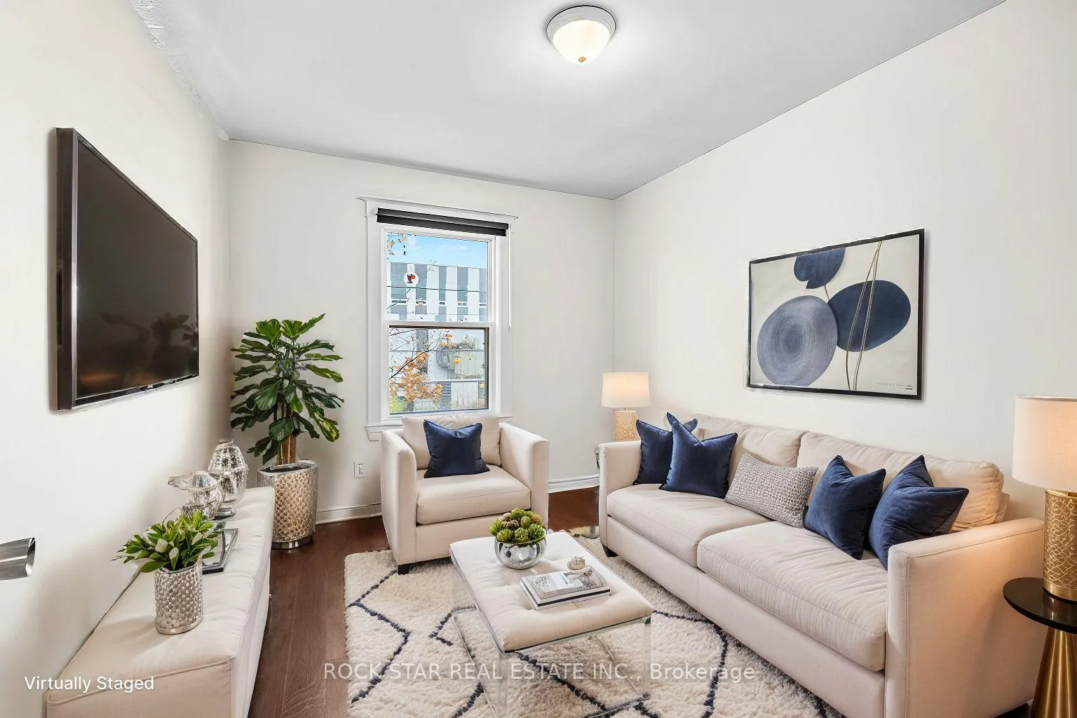 Photo 10 of Unit Upper, 15 Melrose Avenue N, Hamilton, Stipley — HOMEH