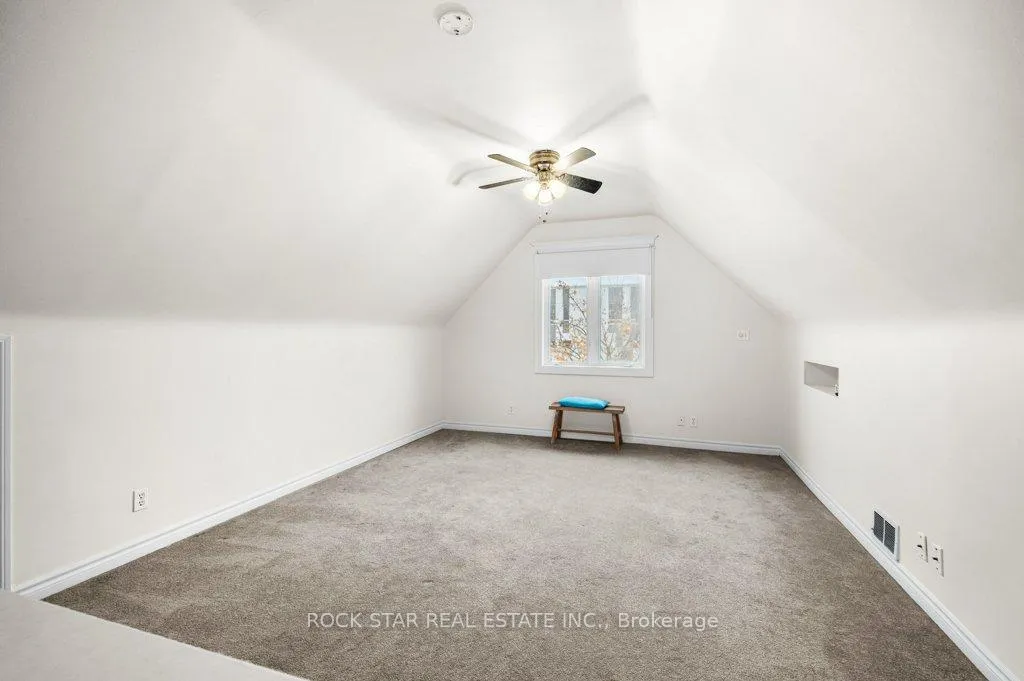 Photo 15 of Unit Upper, 15 Melrose Avenue N, Hamilton, Stipley — HOMEH