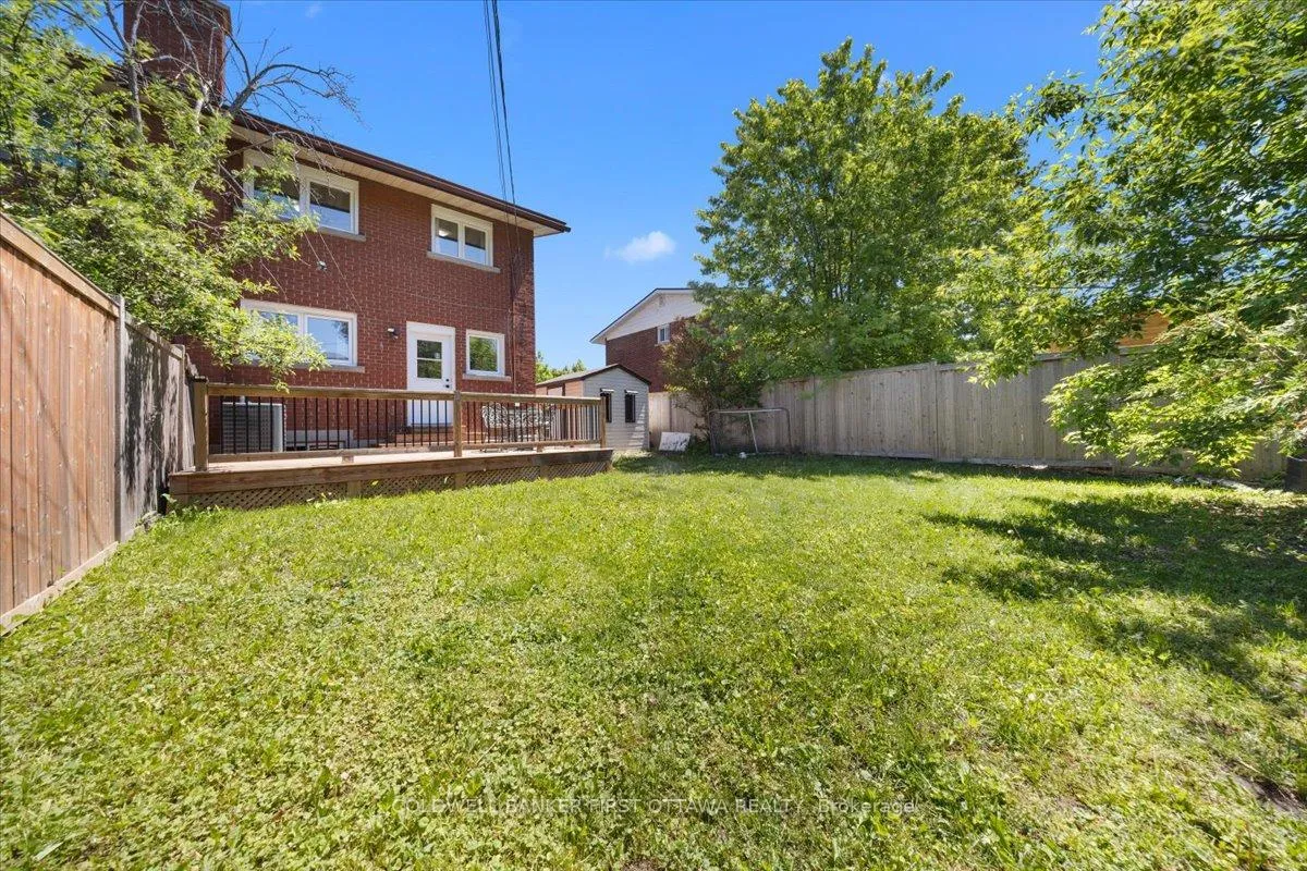 Photo 25 of 998 Mossdale Street, Ottawa, Queensway Terrace North — HOMEH