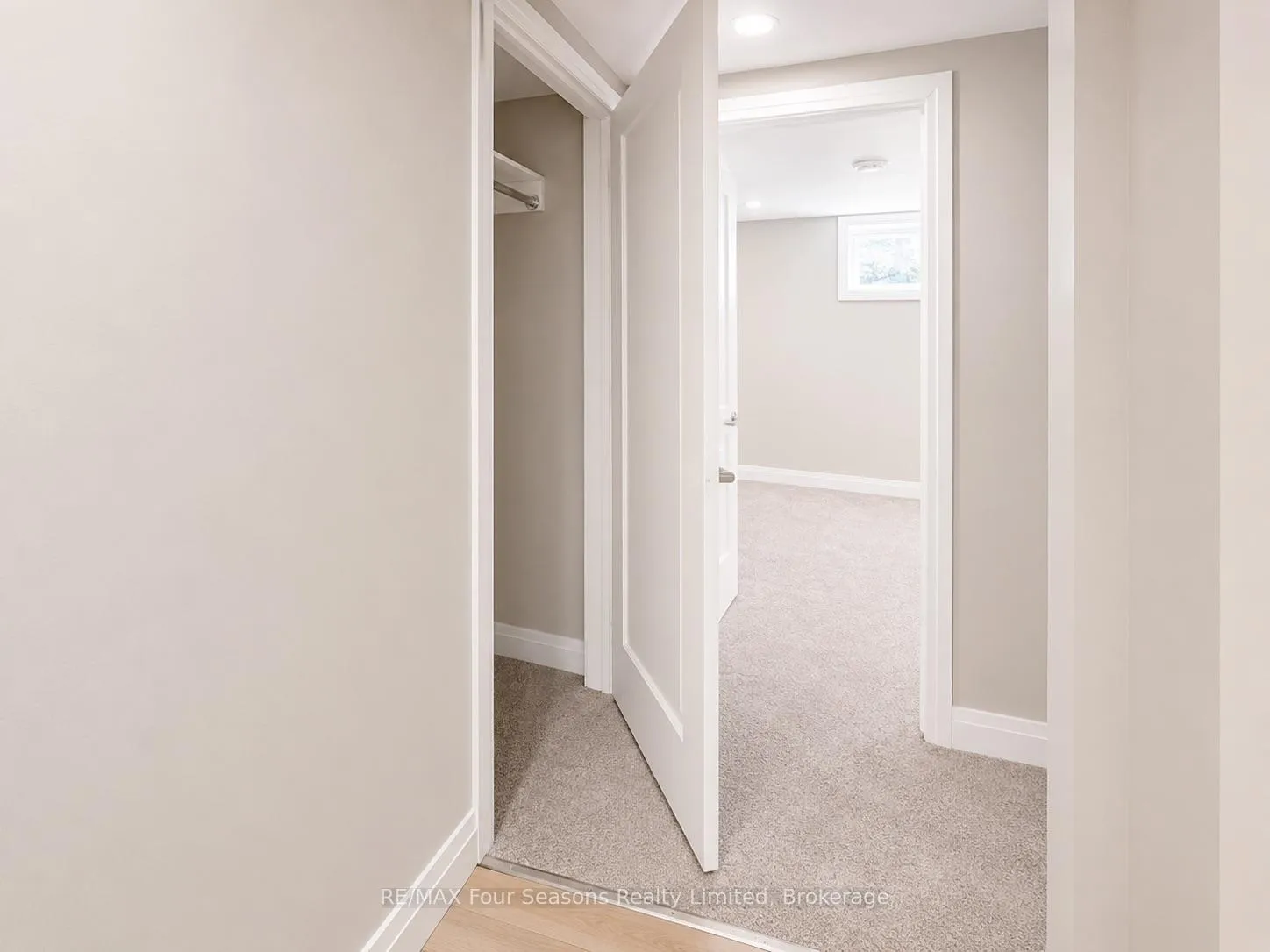 Photo 13 of 23 Camille Court, Hamilton, Huntington — HOMEH