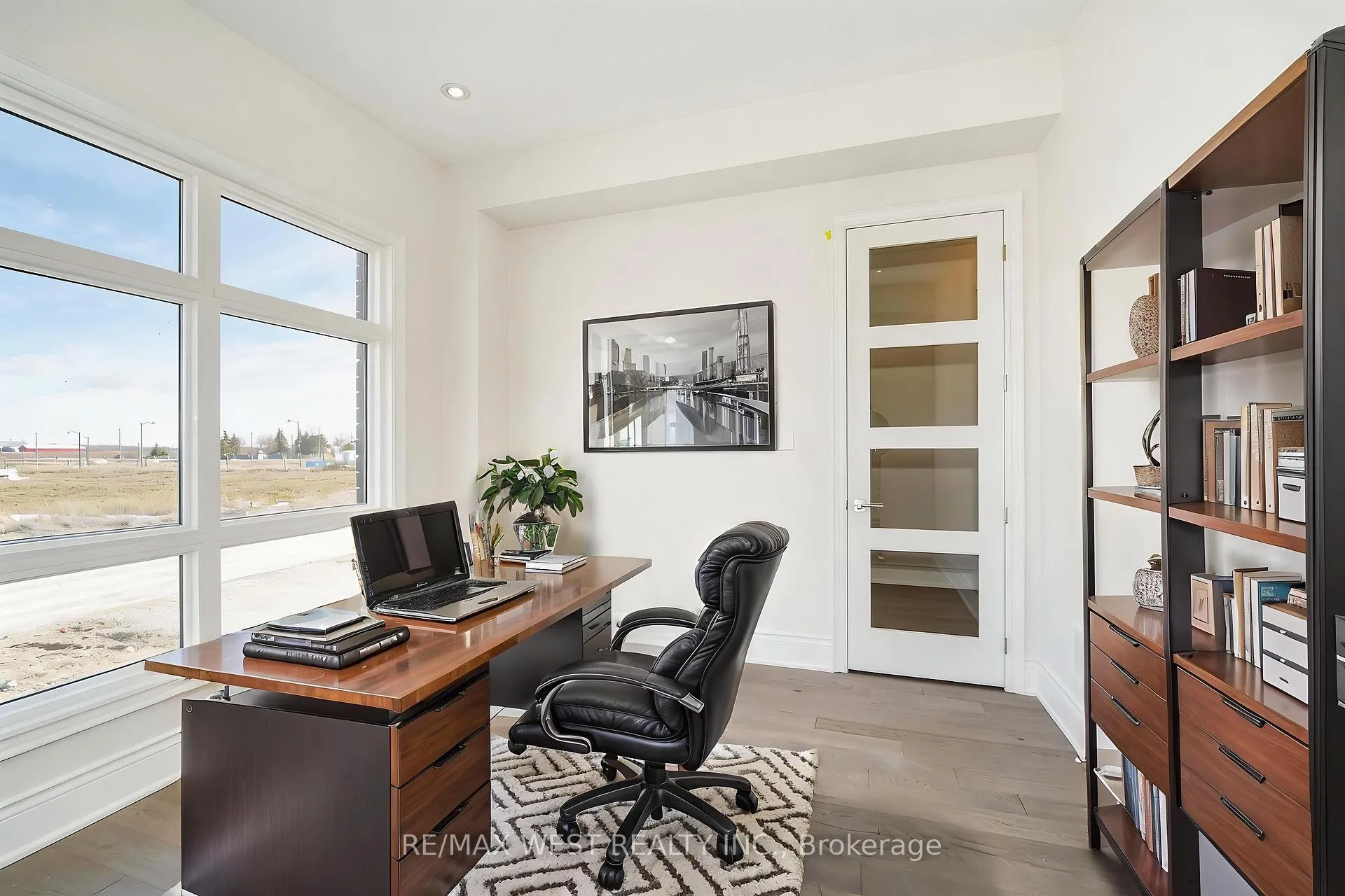 Photo 3 of 8 Tarbox Avenue, Caledon, Caledon East — HOMEH