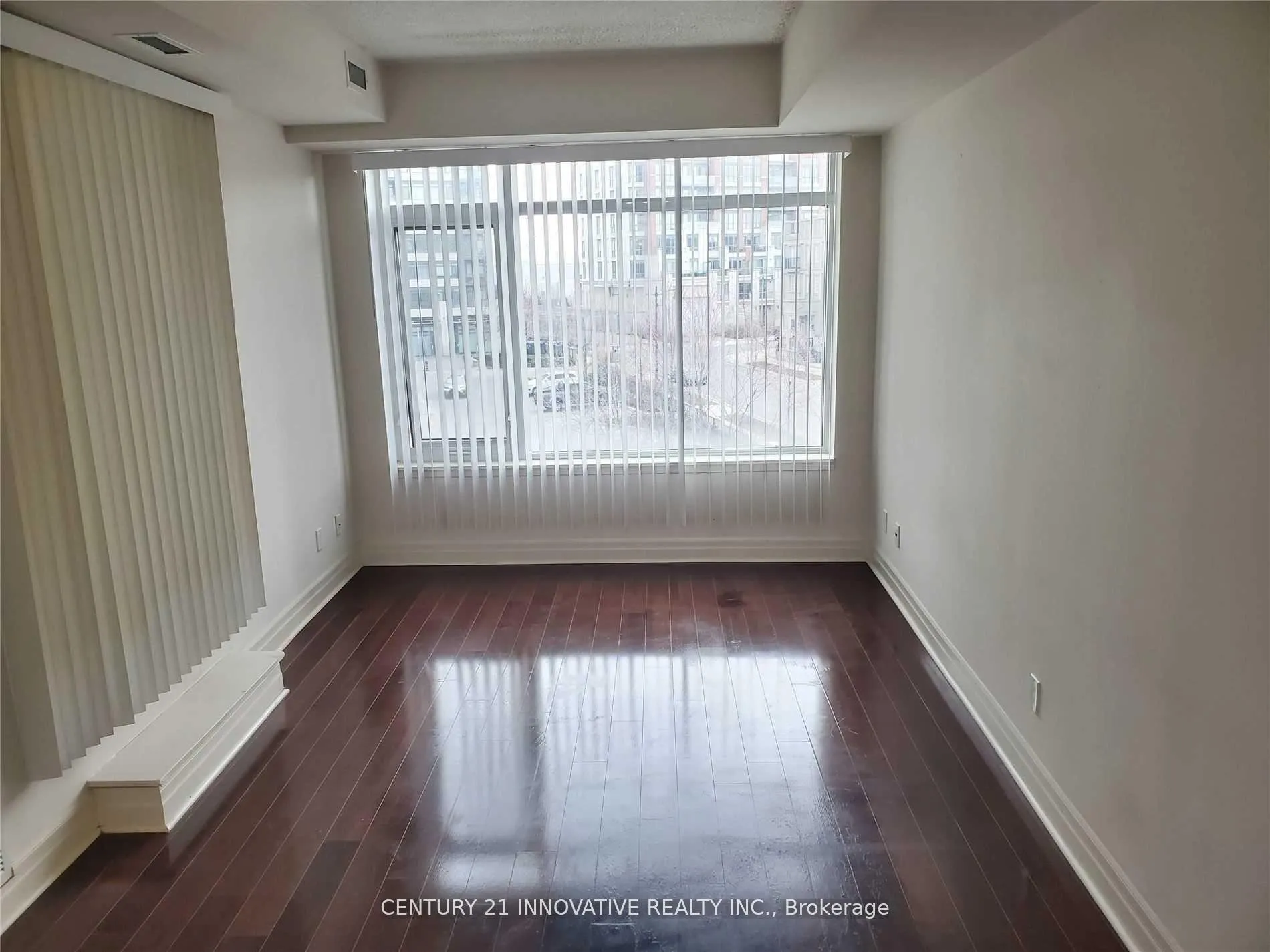 Photo 5 of Unit 302, 8130 Birchmount Road, Markham, Unionville — HOMEH