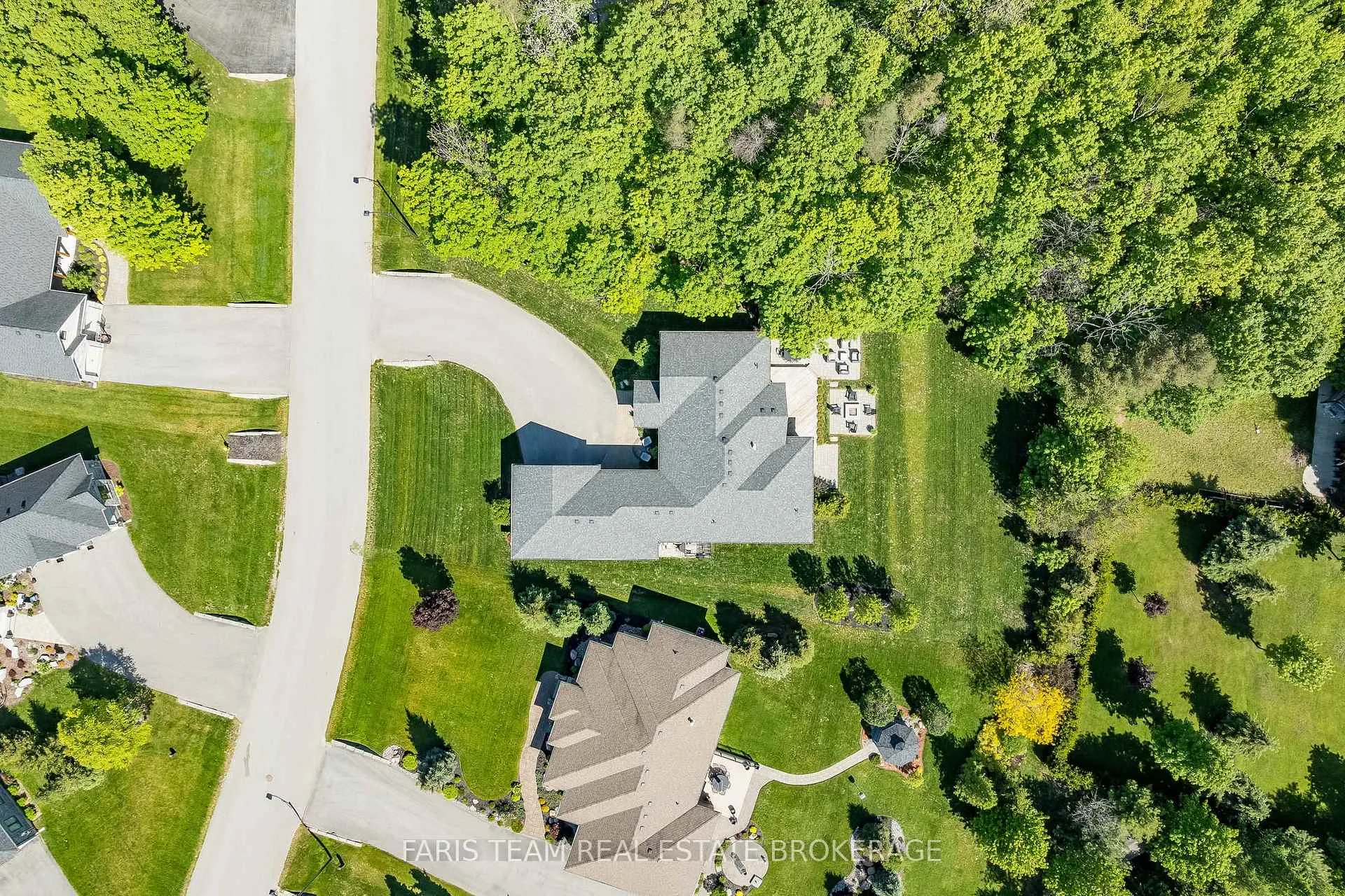Photo 44 of 142 Mennill Drive, Springwater, Minesing — HOMEH