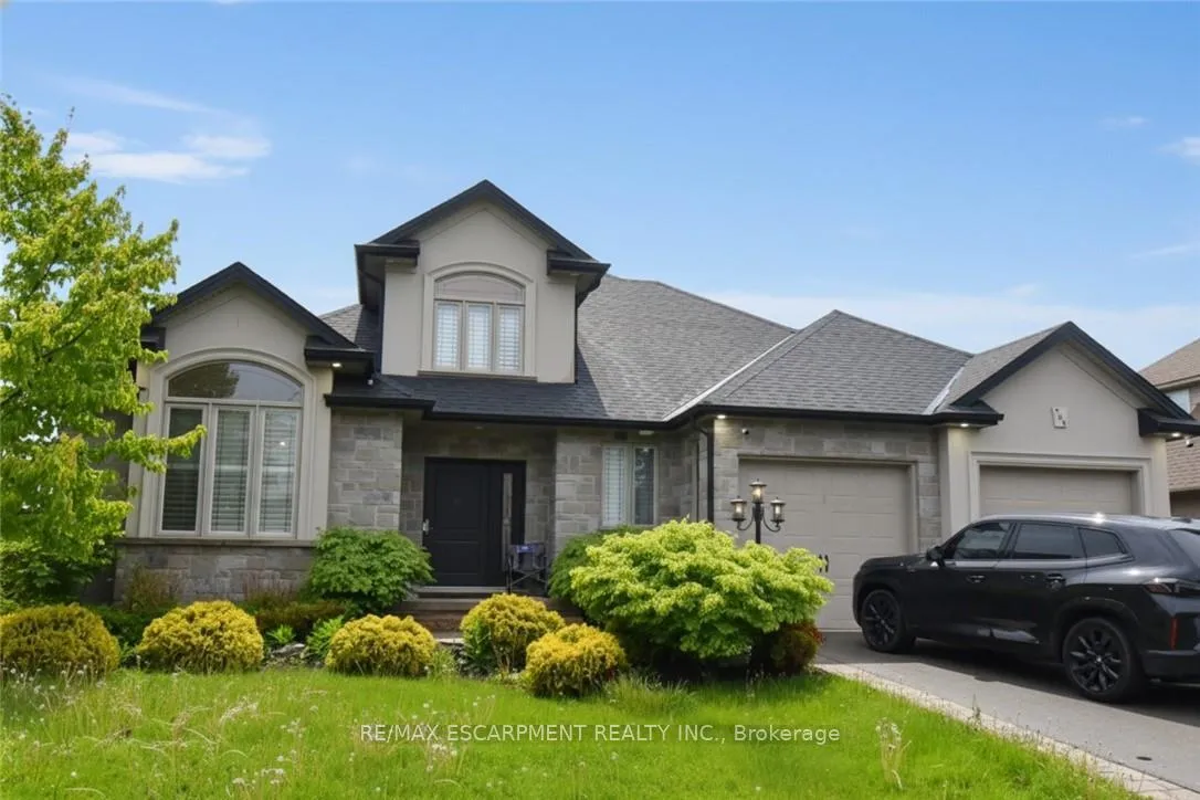Photo 1 of 708 Winston Road, Grimsby, Grimsby Beach — HOMEH