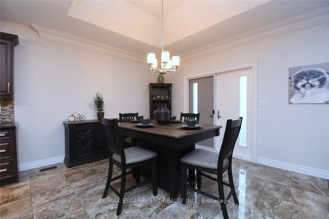 Photo 12 of 708 Winston Road, Grimsby, Grimsby Beach — HOMEH