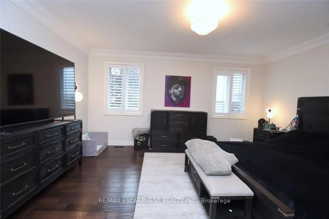Photo 17 of 708 Winston Road, Grimsby, Grimsby Beach — HOMEH