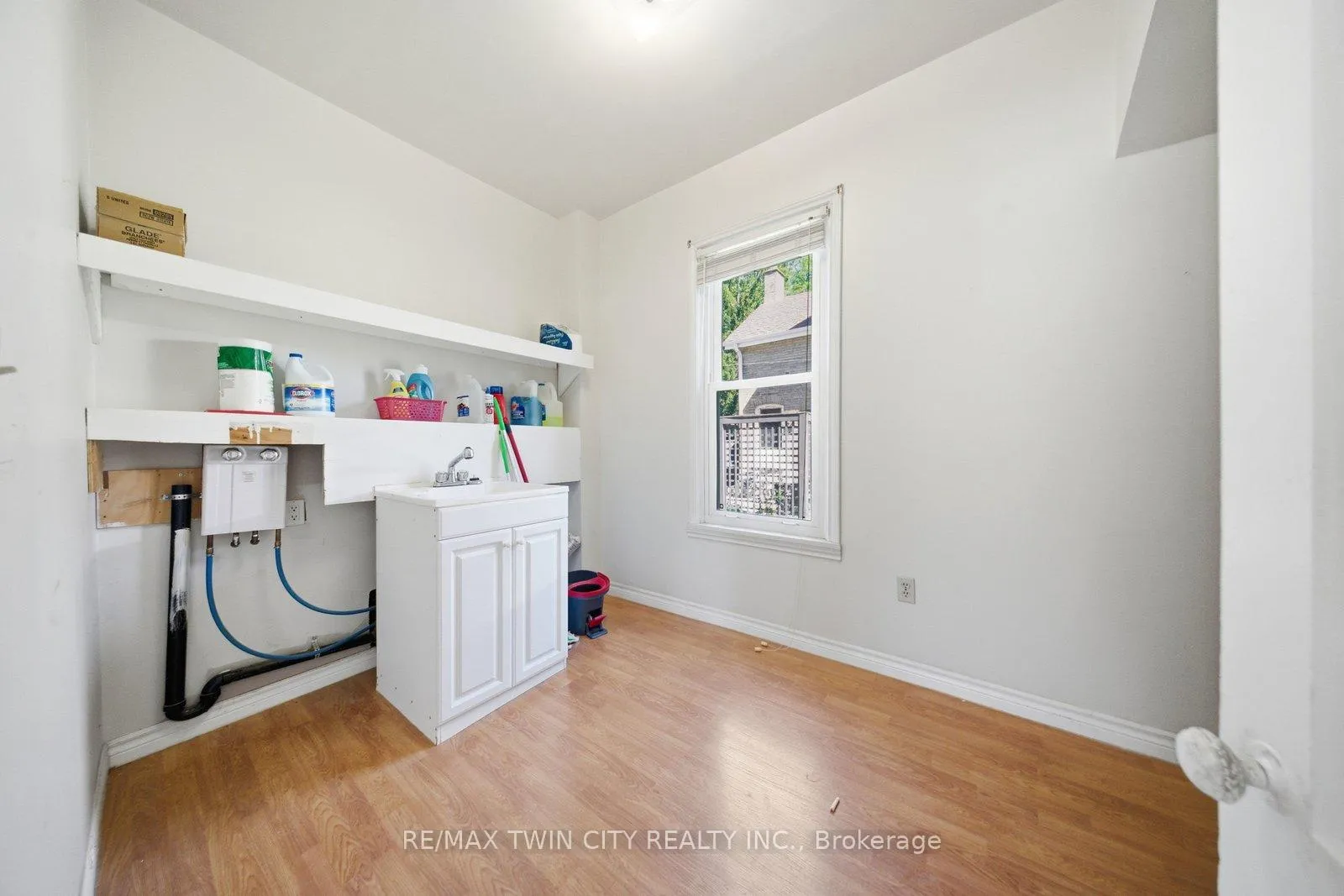 Photo 13 of 76 Brock Street, Brantford, Victoria/Arthur — HOMEH