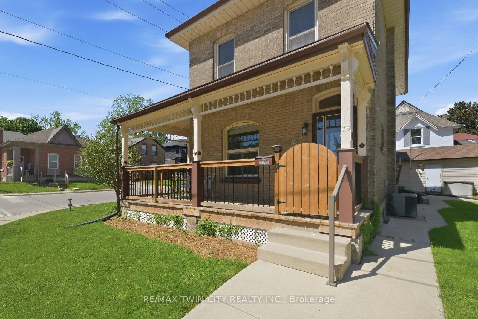 Photo 25 of 76 Brock Street, Brantford, Victoria/Arthur — HOMEH