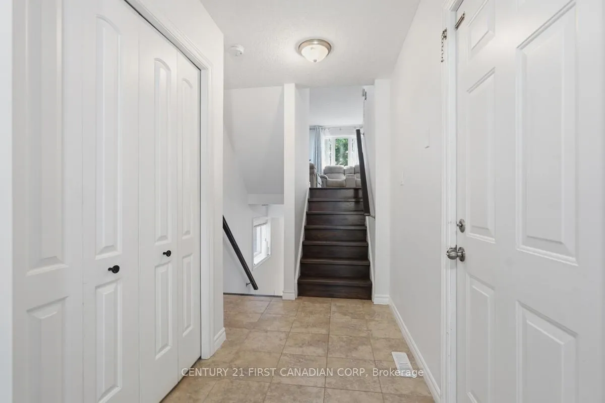 Photo 10 of 1701 Stackhouse Avenue, London, North C — HOMEH