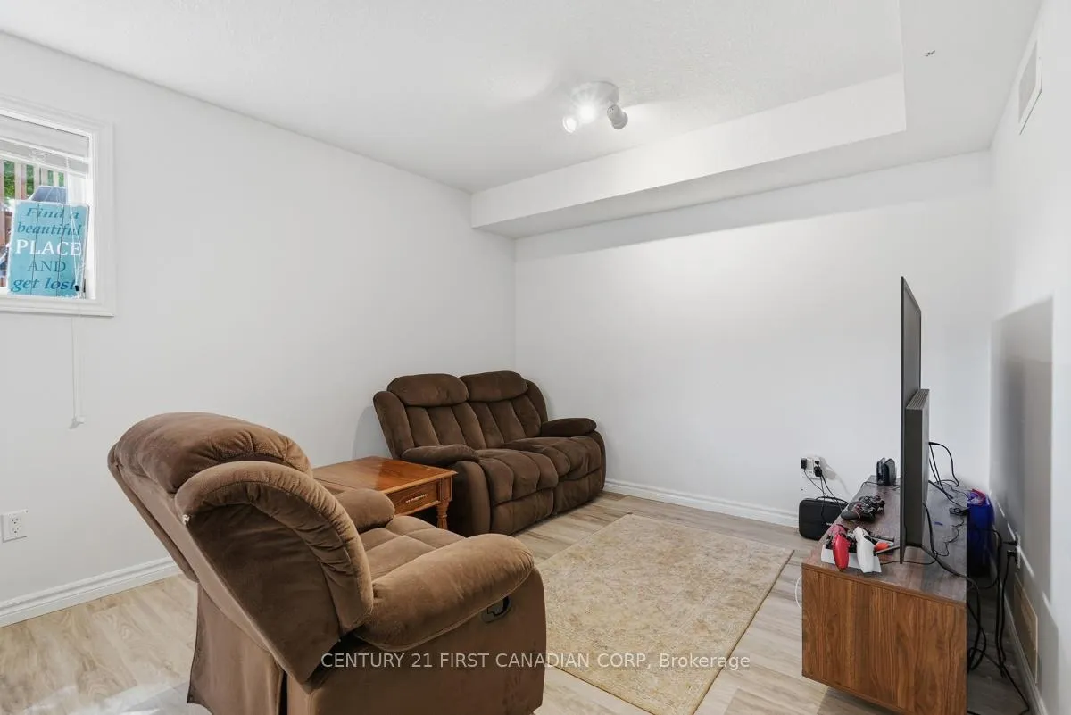 Photo 34 of 1701 Stackhouse Avenue, London, North C — HOMEH