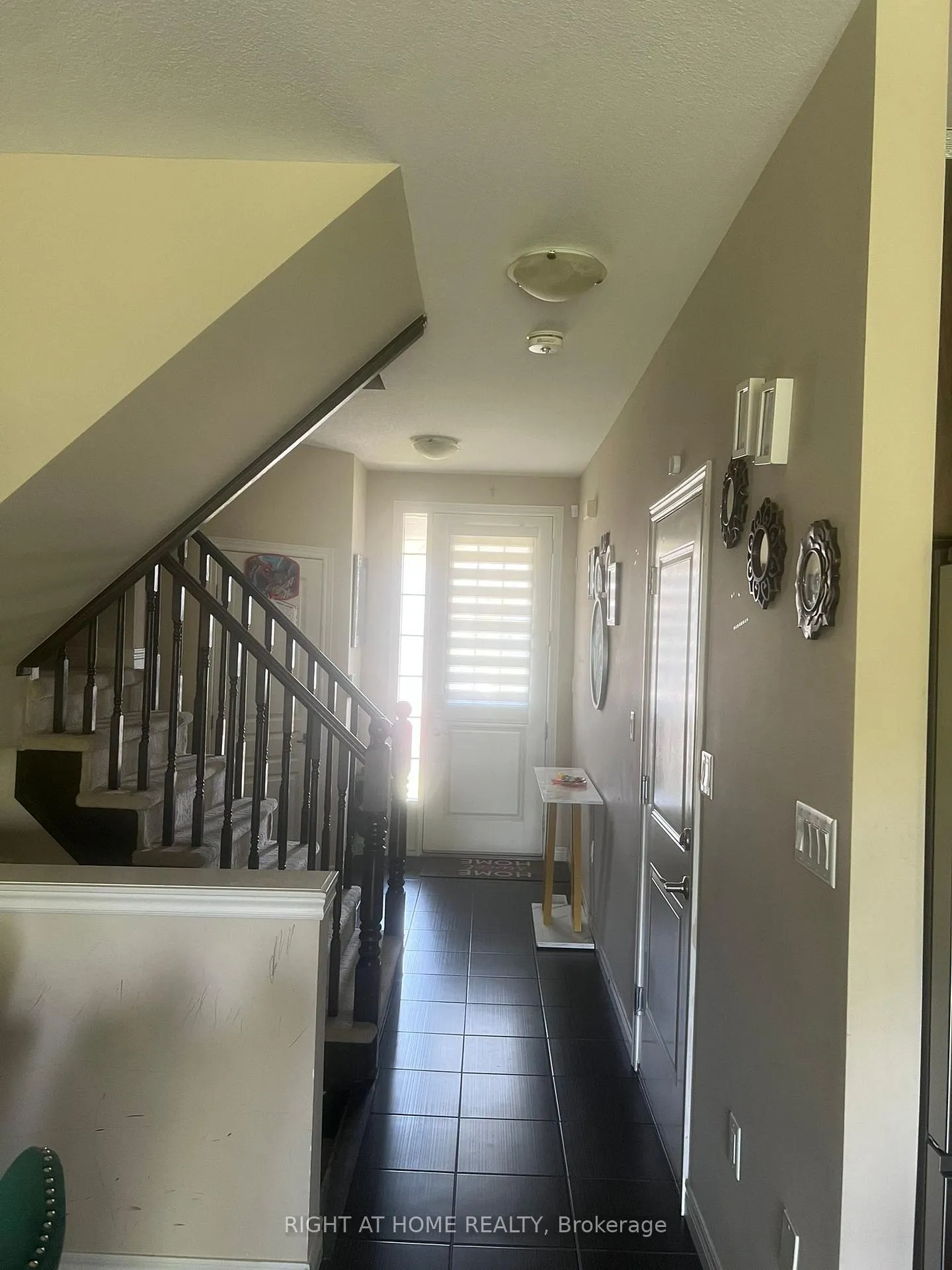 Photo 4 of 73 Dodman Crescent, Hamilton, Ancaster — HOMEH