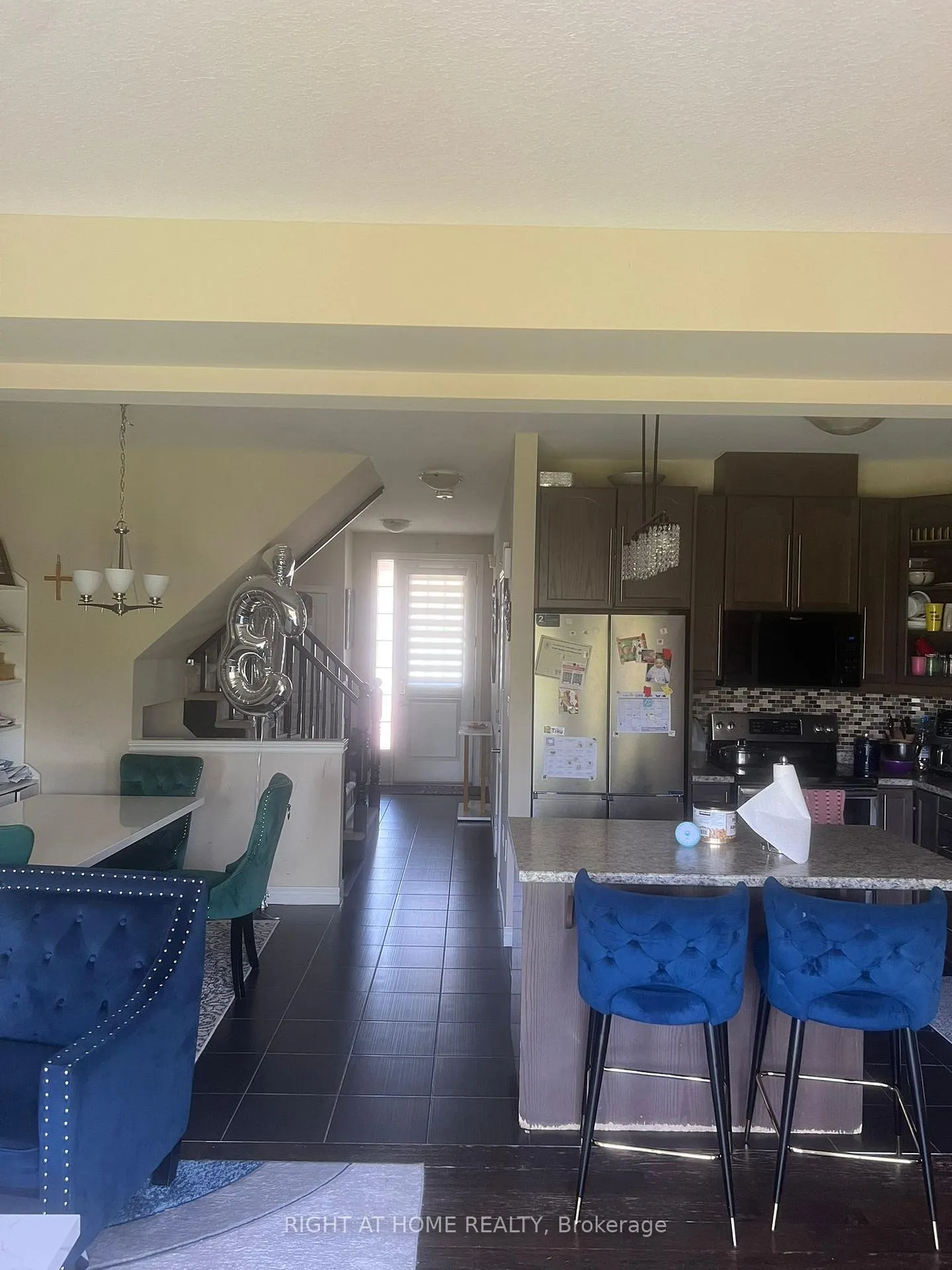 Photo 5 of 73 Dodman Crescent, Hamilton, Ancaster — HOMEH