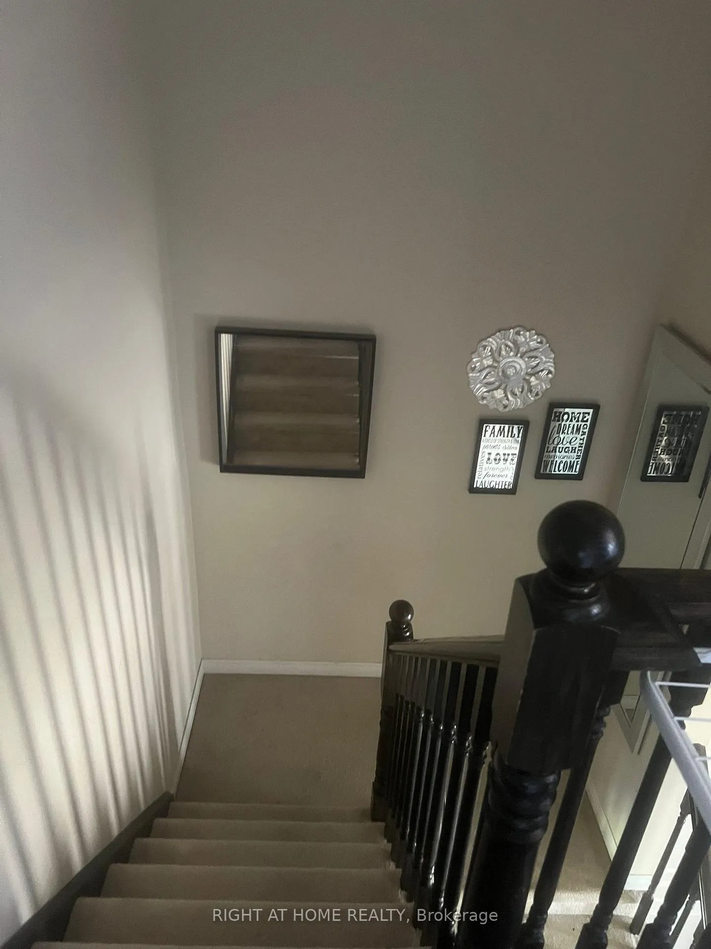 Photo 13 of 73 Dodman Crescent, Hamilton, Ancaster — HOMEH