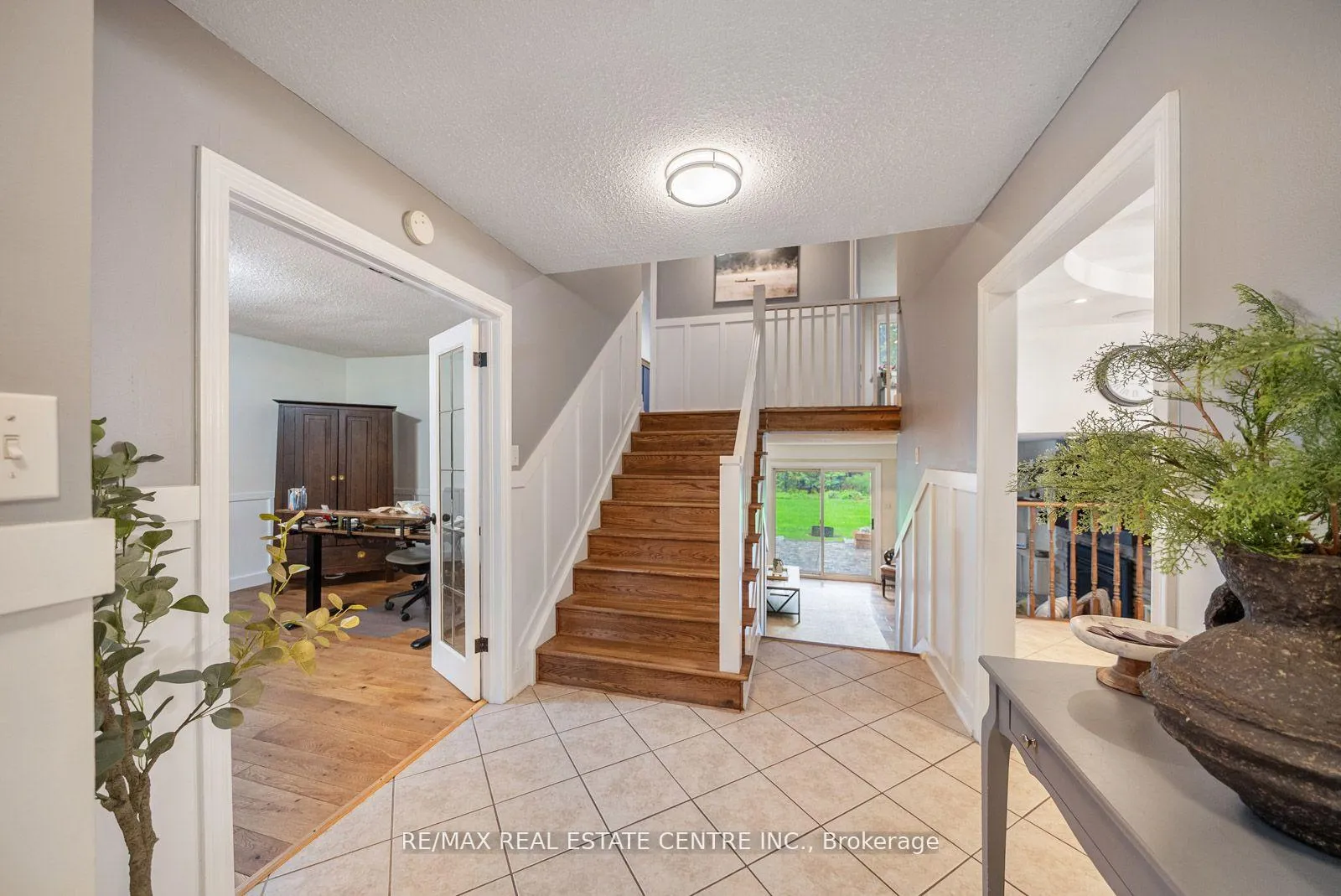 Photo 6 of 1684 Vaughan Drive, Caledon, Caledon Village — HOMEH